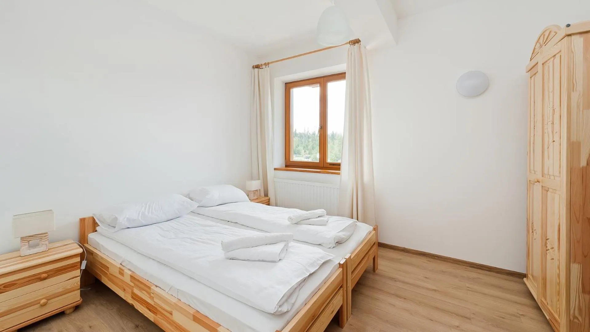 Photo of the whole room, Bed in Apartamenty Lipki Park, Sun & Snow