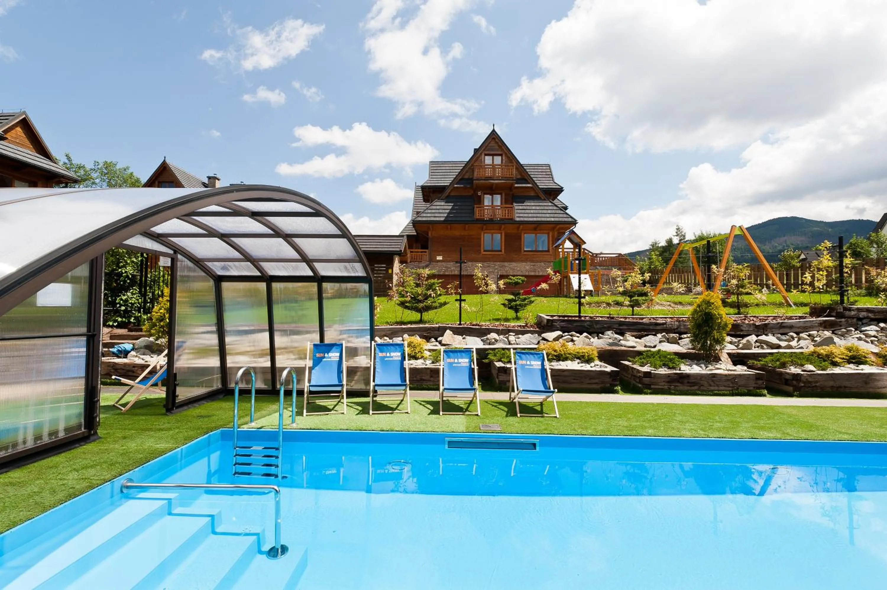 Swimming pool in Apartamenty Lipki Park, Sun & Snow