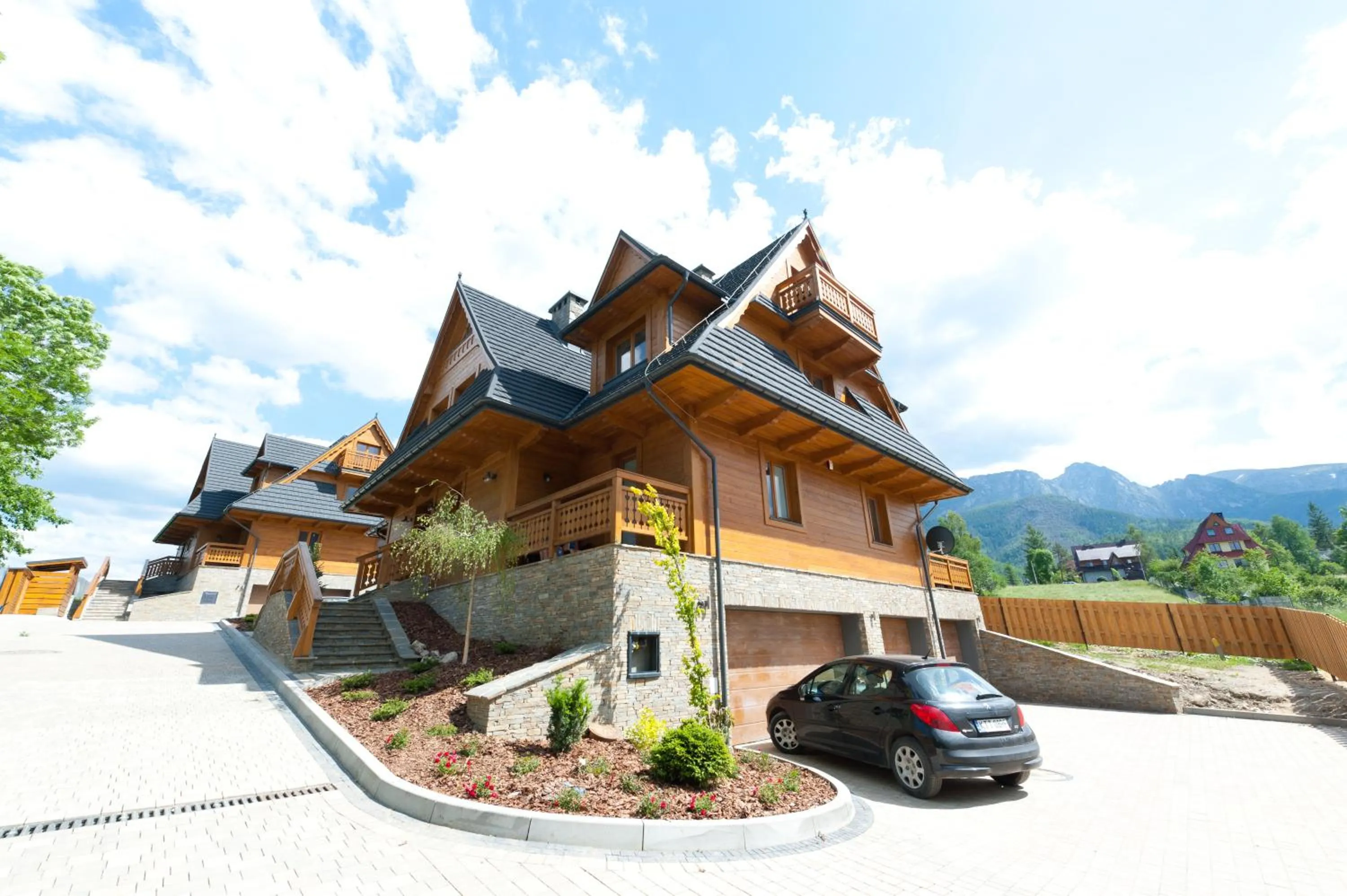 Facade/entrance in Apartamenty Lipki Park, Sun & Snow