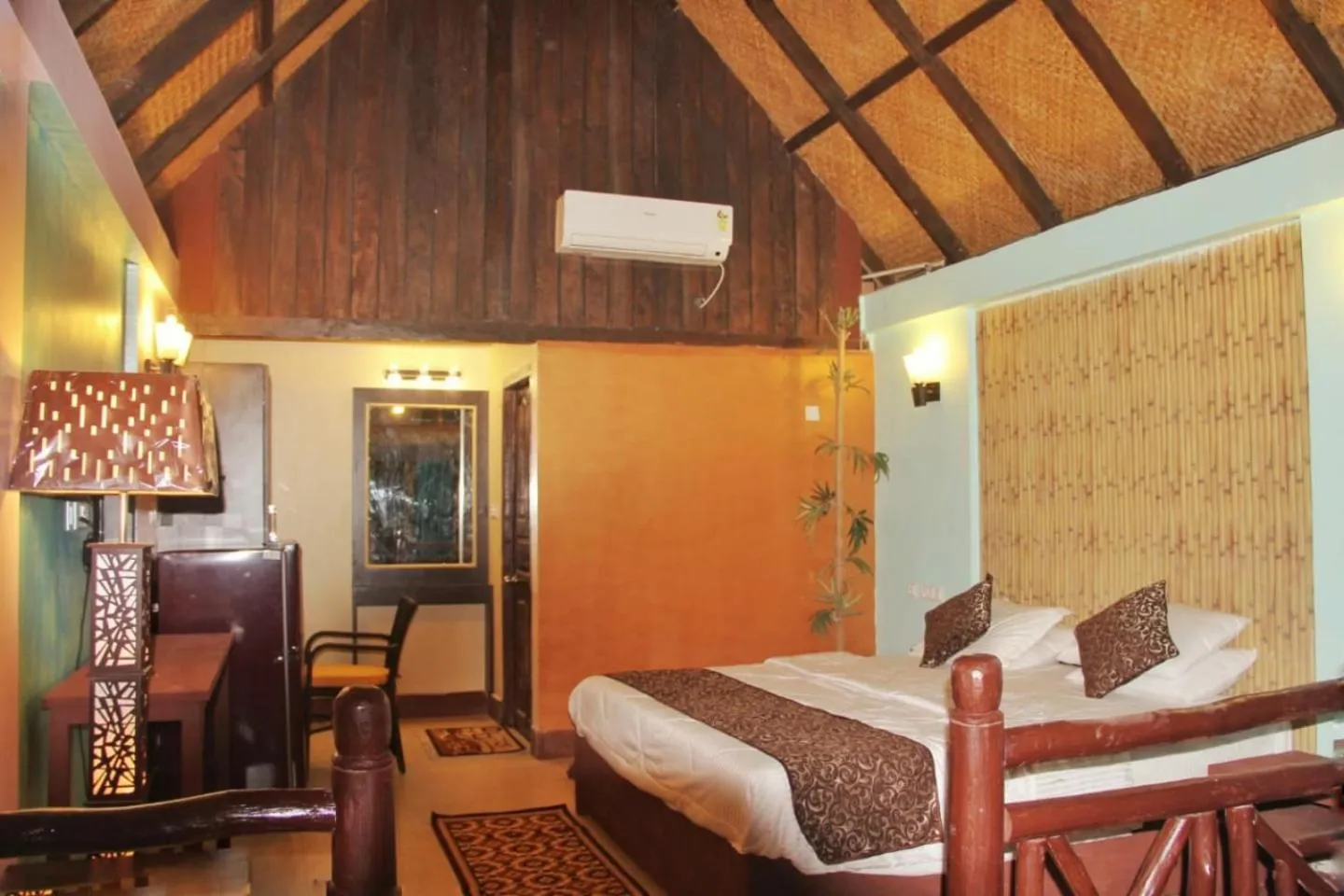 Photo of the whole room in Ocean Pearl Beach Resort