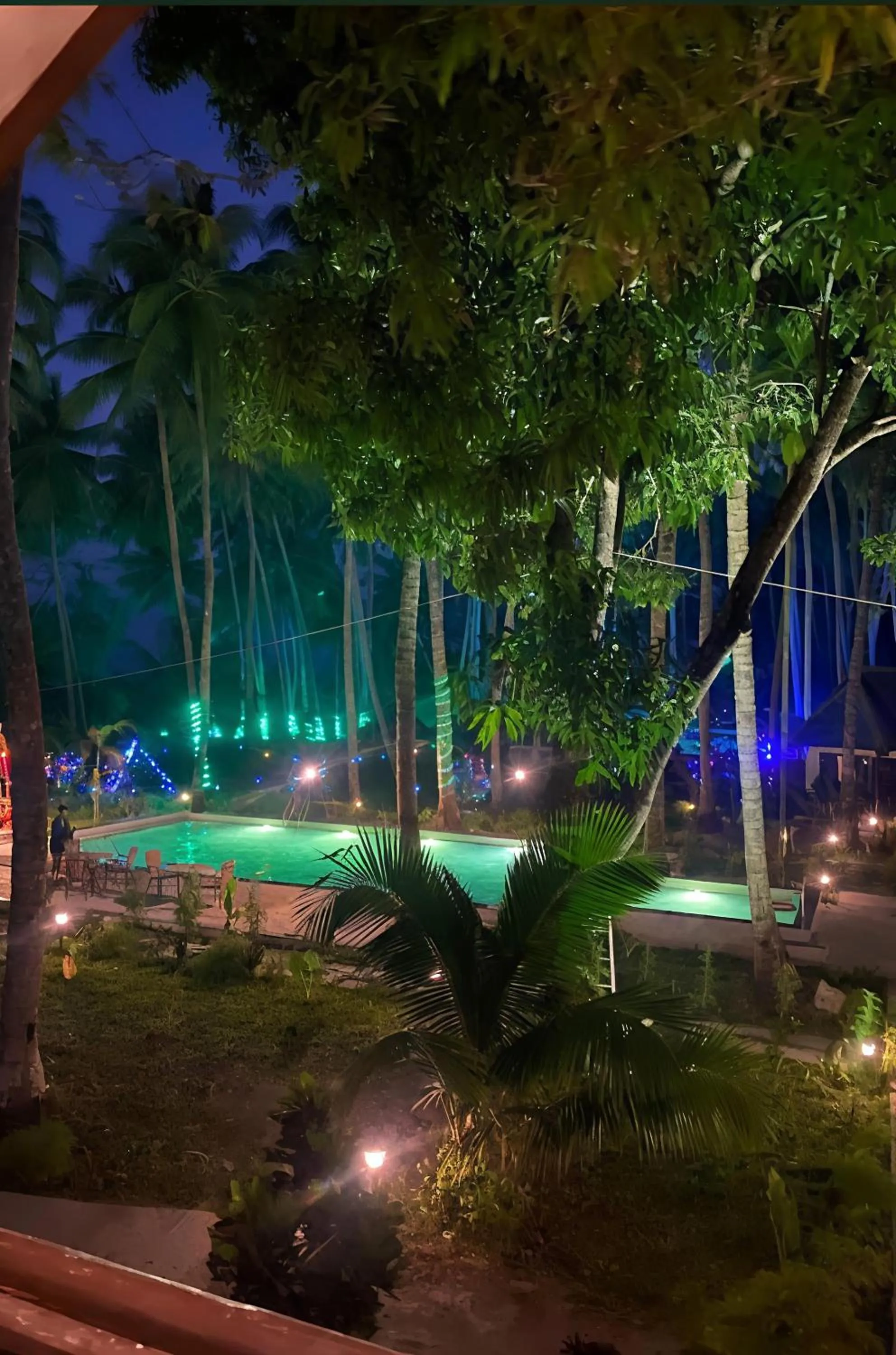 Swimming pool in Ocean Pearl Beach Resort