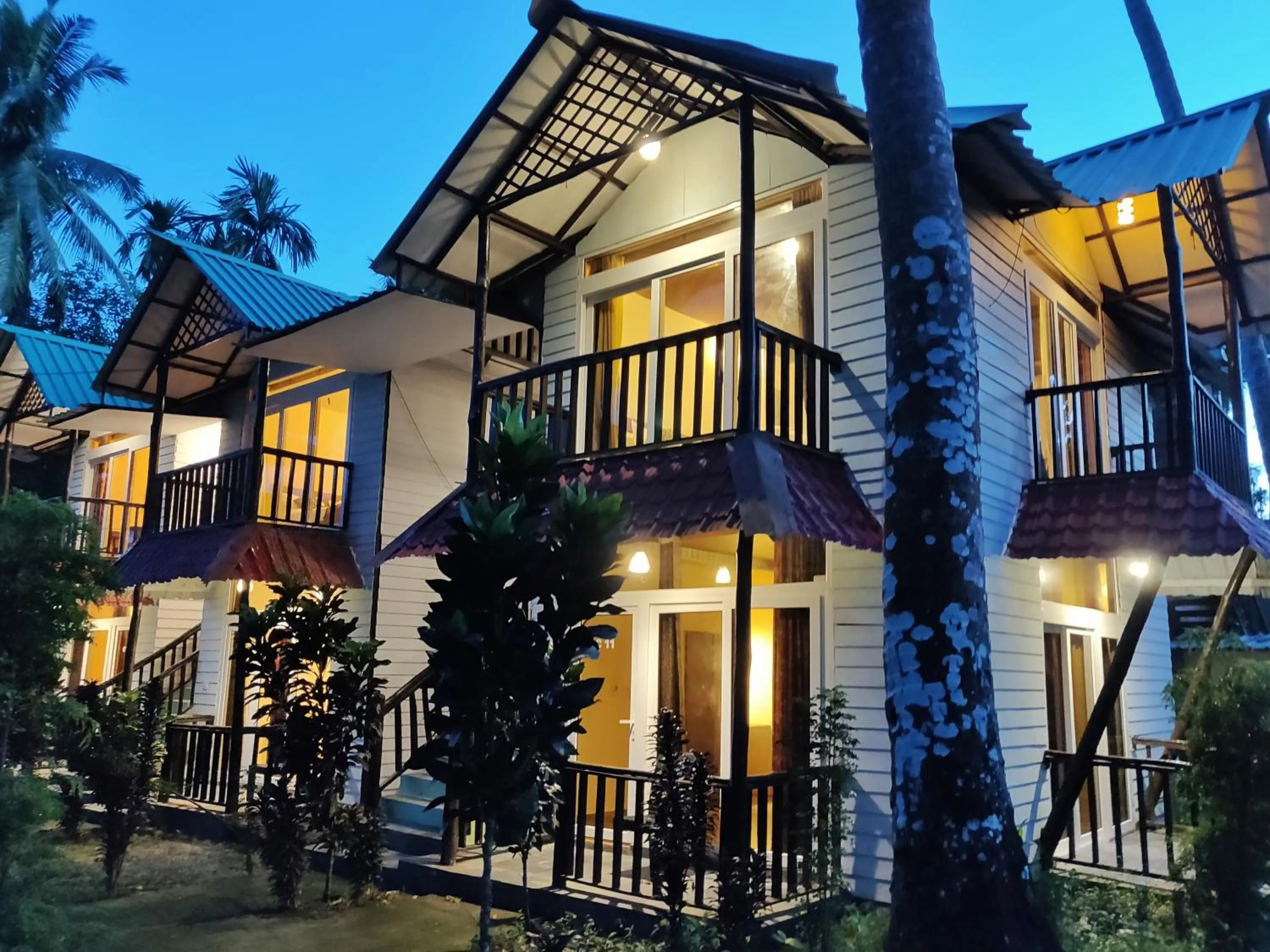 Property building in Ocean Pearl Beach Resort