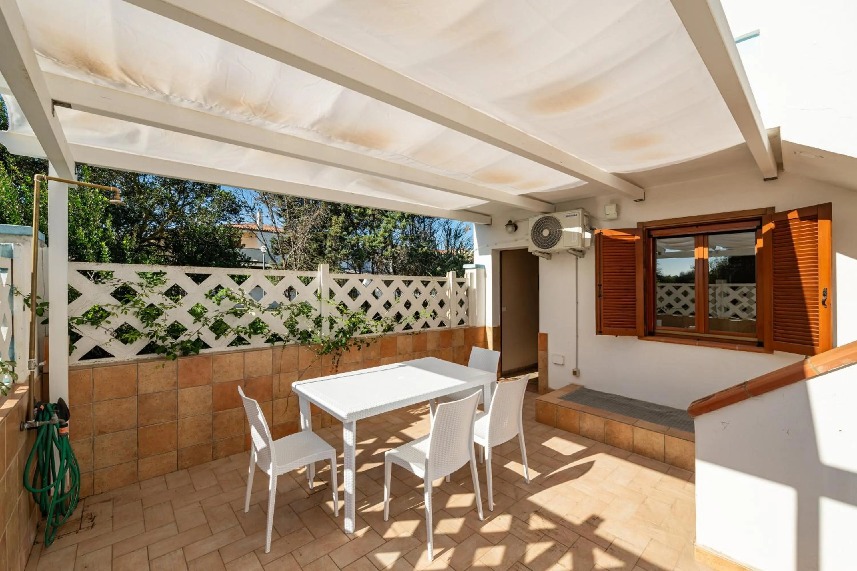 Property building in Le Sabbie Bianche