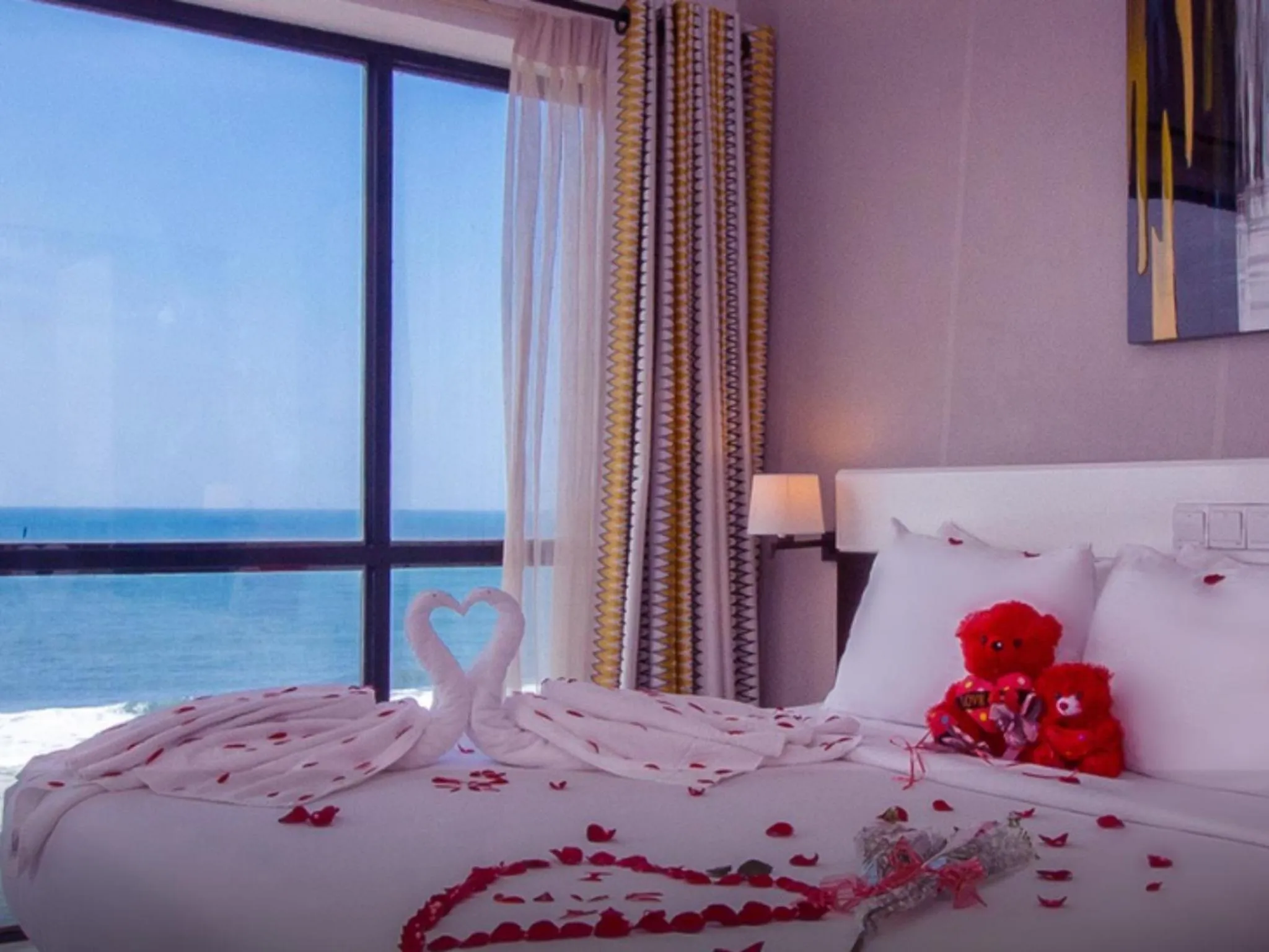 Bedroom, Bed in The Ocean Colombo - Guaranteed Sea View Rooms