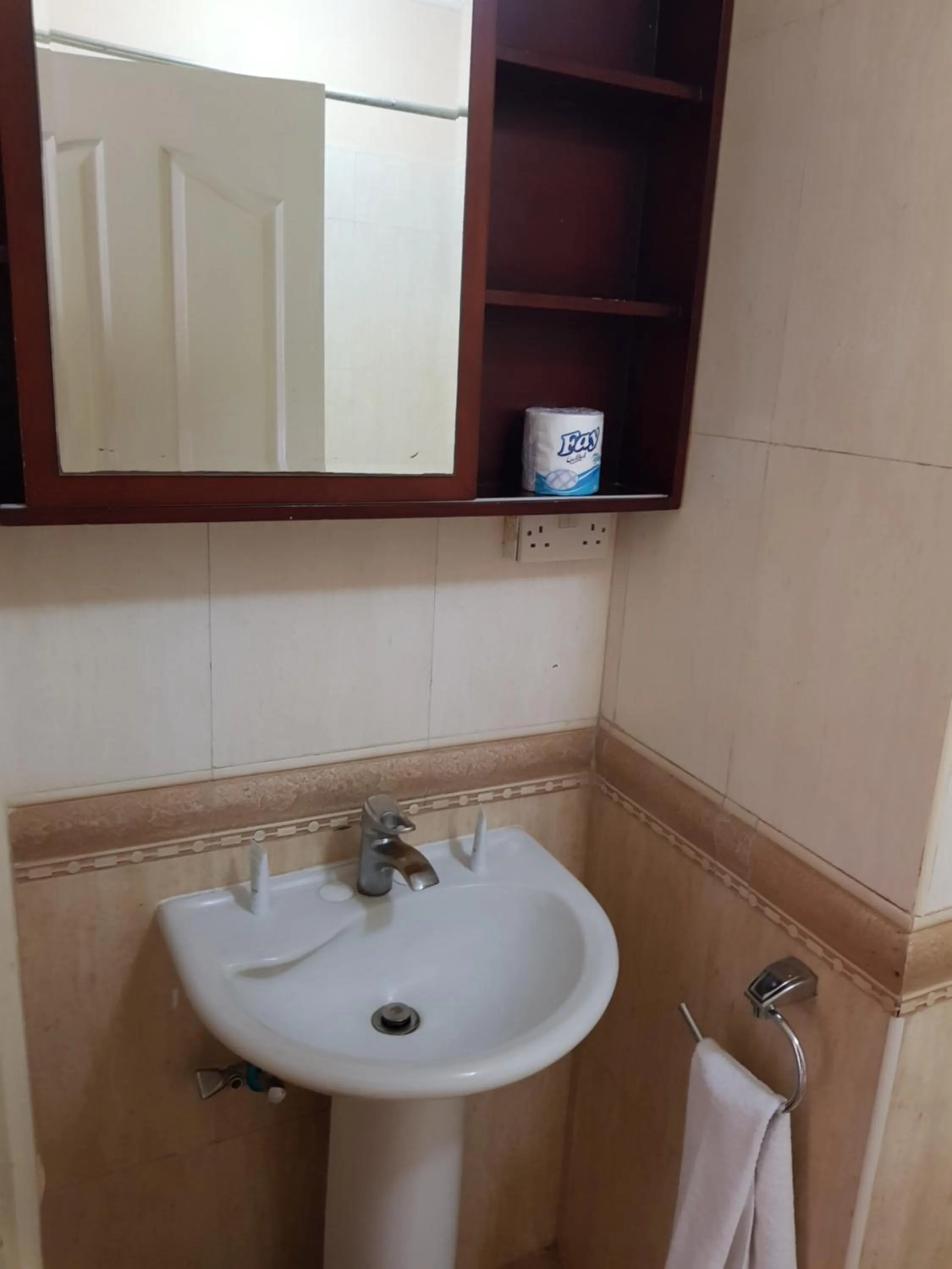 Bathroom in Natural Oak Apartments