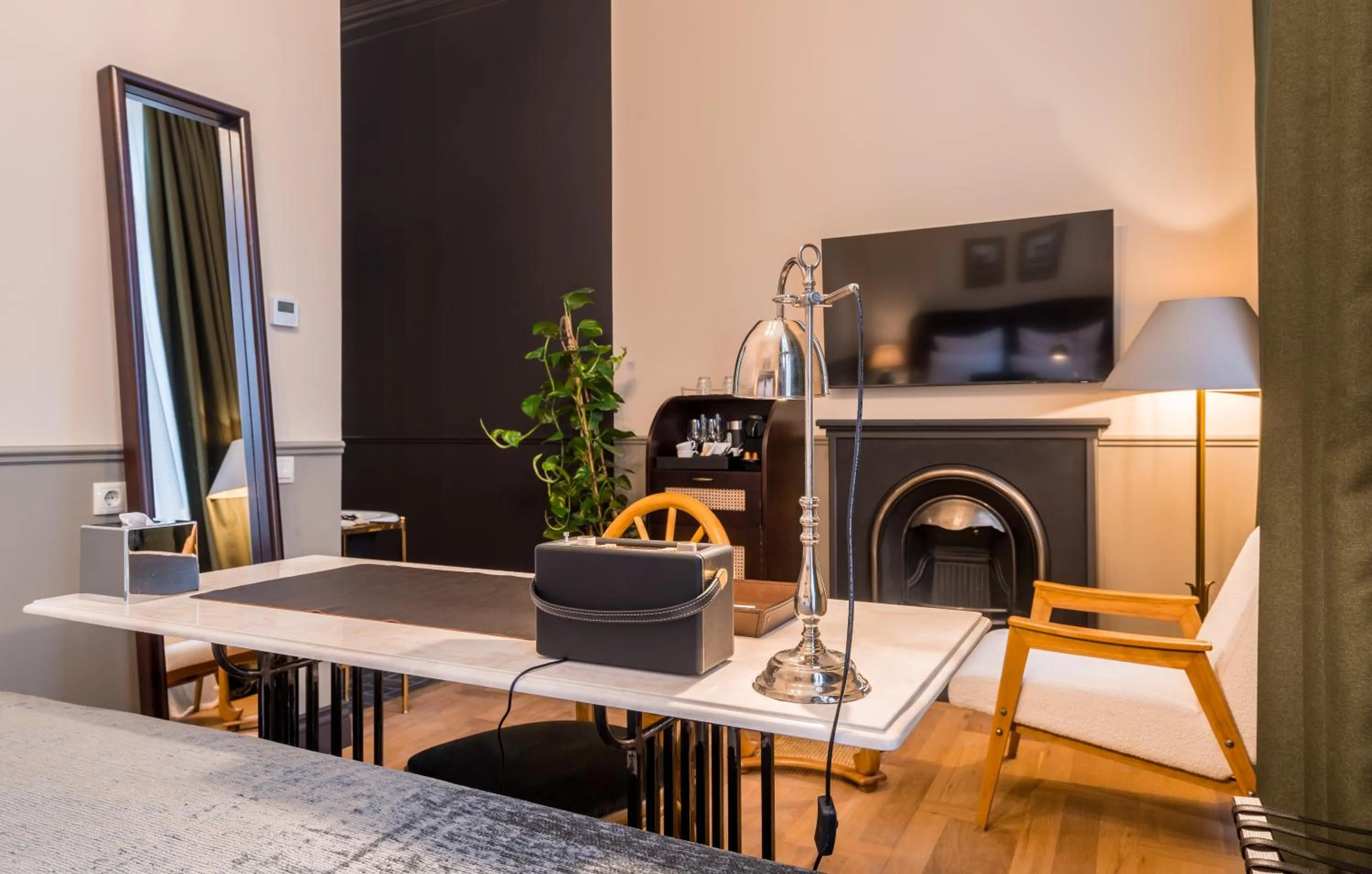 TV and multimedia, Bed in Communal Hotel Kutaisi