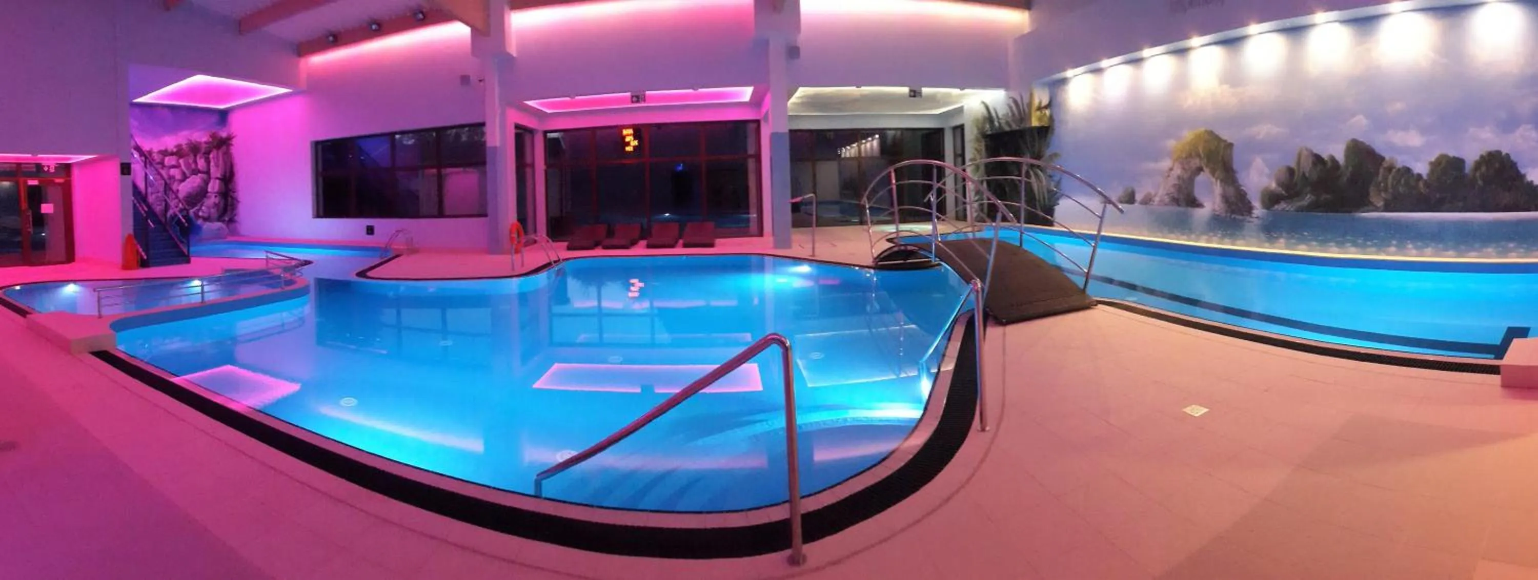 Swimming pool in Imperiall Resort & MediSpa