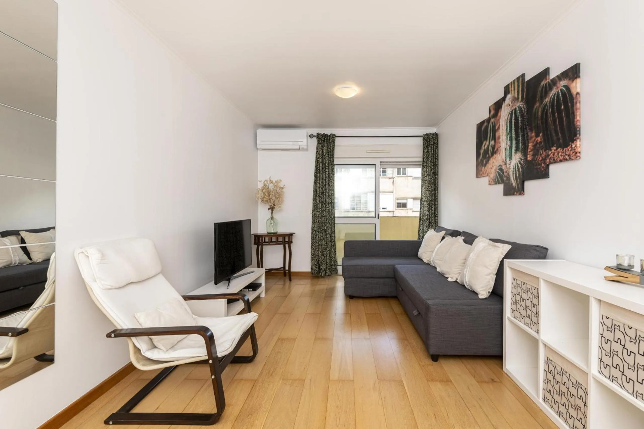 Olaias Design by Homing