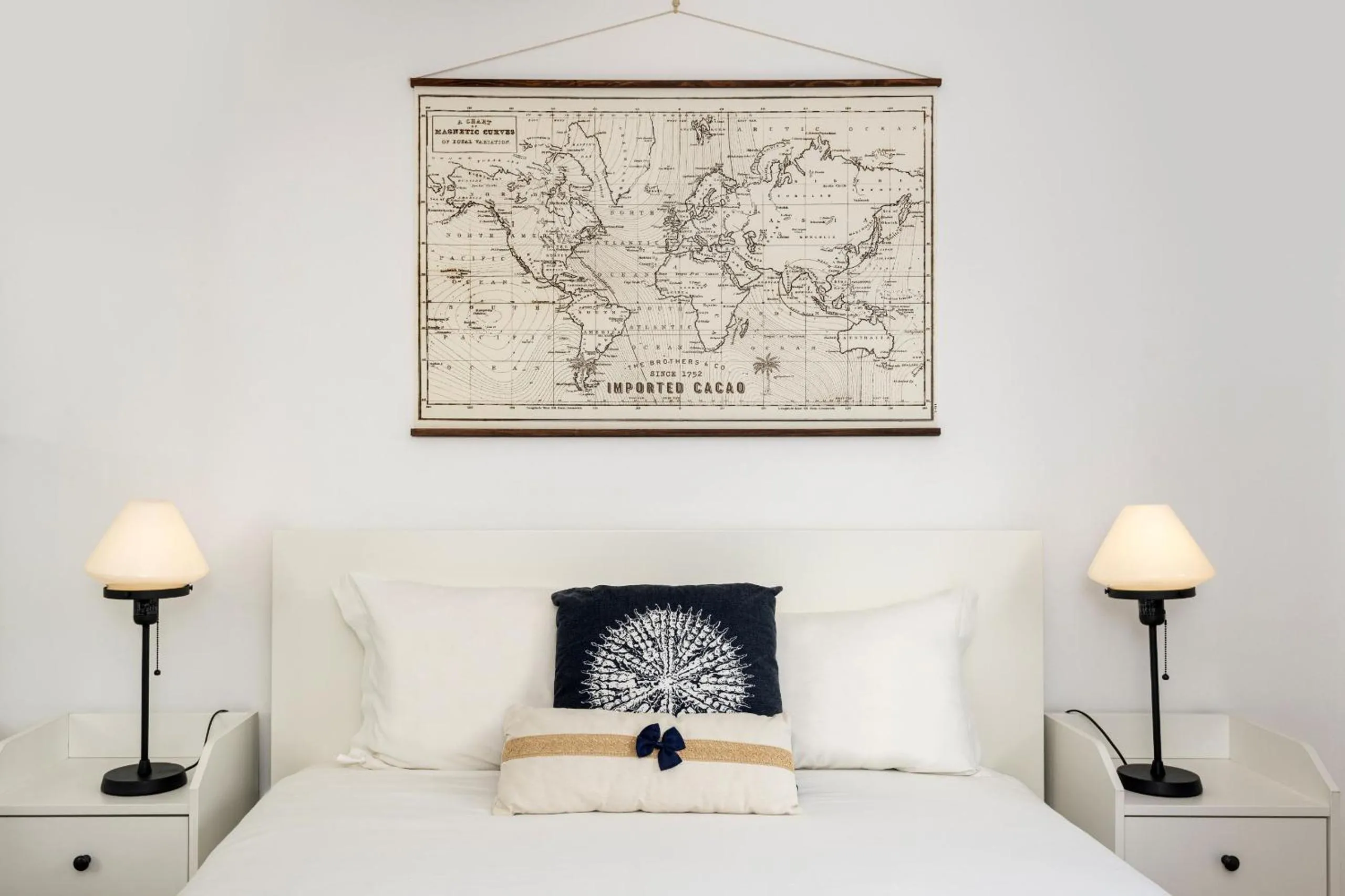 Bed in Olaias Design by Homing