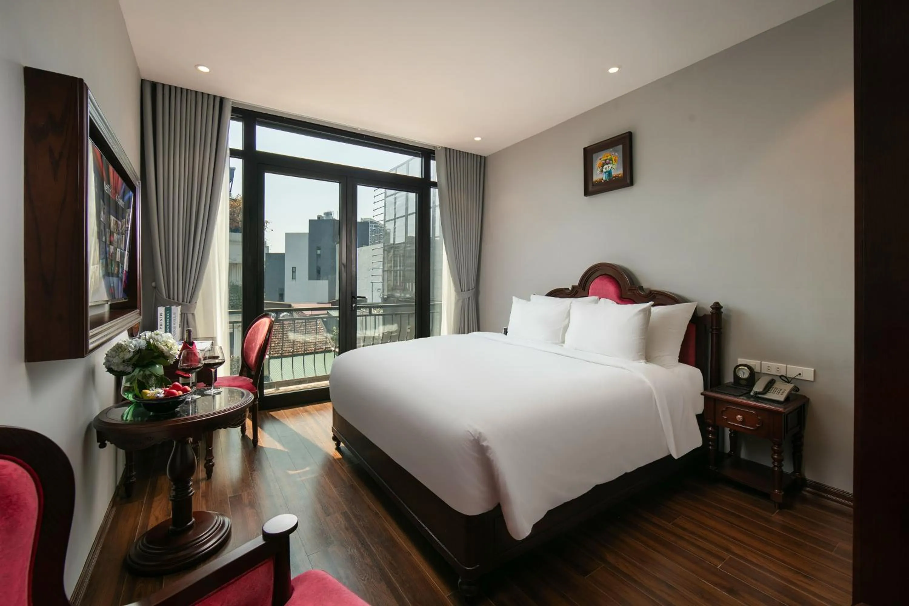 Bedroom, Bed in Serene Central Hotel