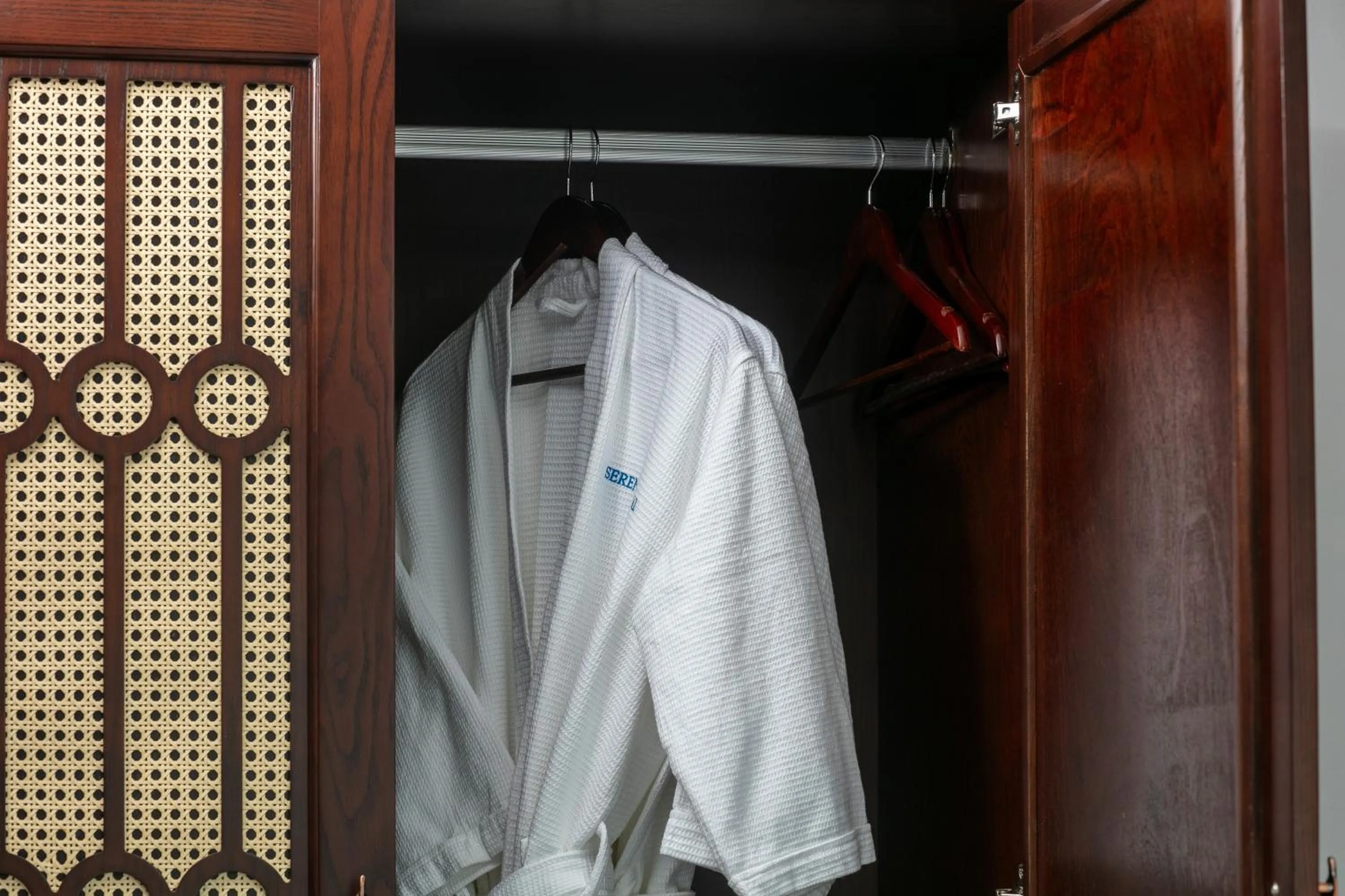 wardrobe in Serene Central Hotel