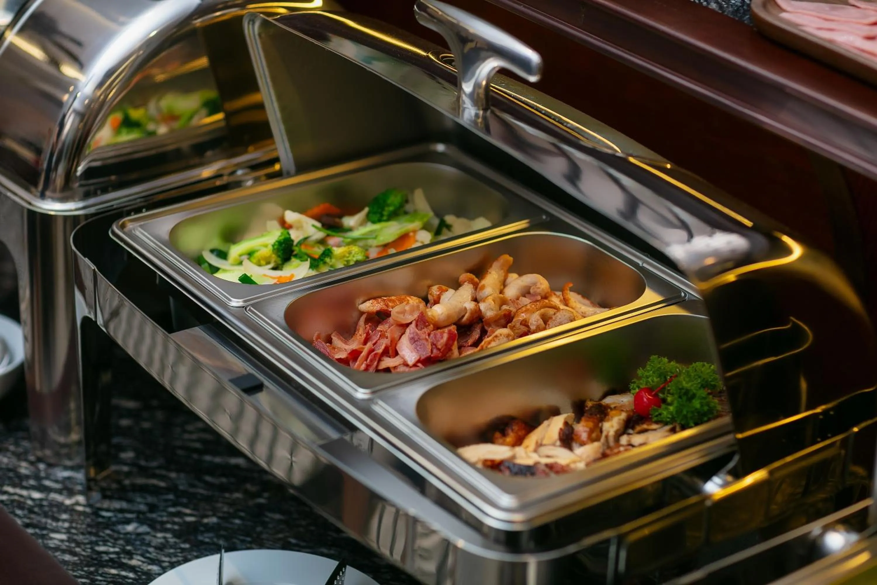 Buffet breakfast in Serene Central Hotel