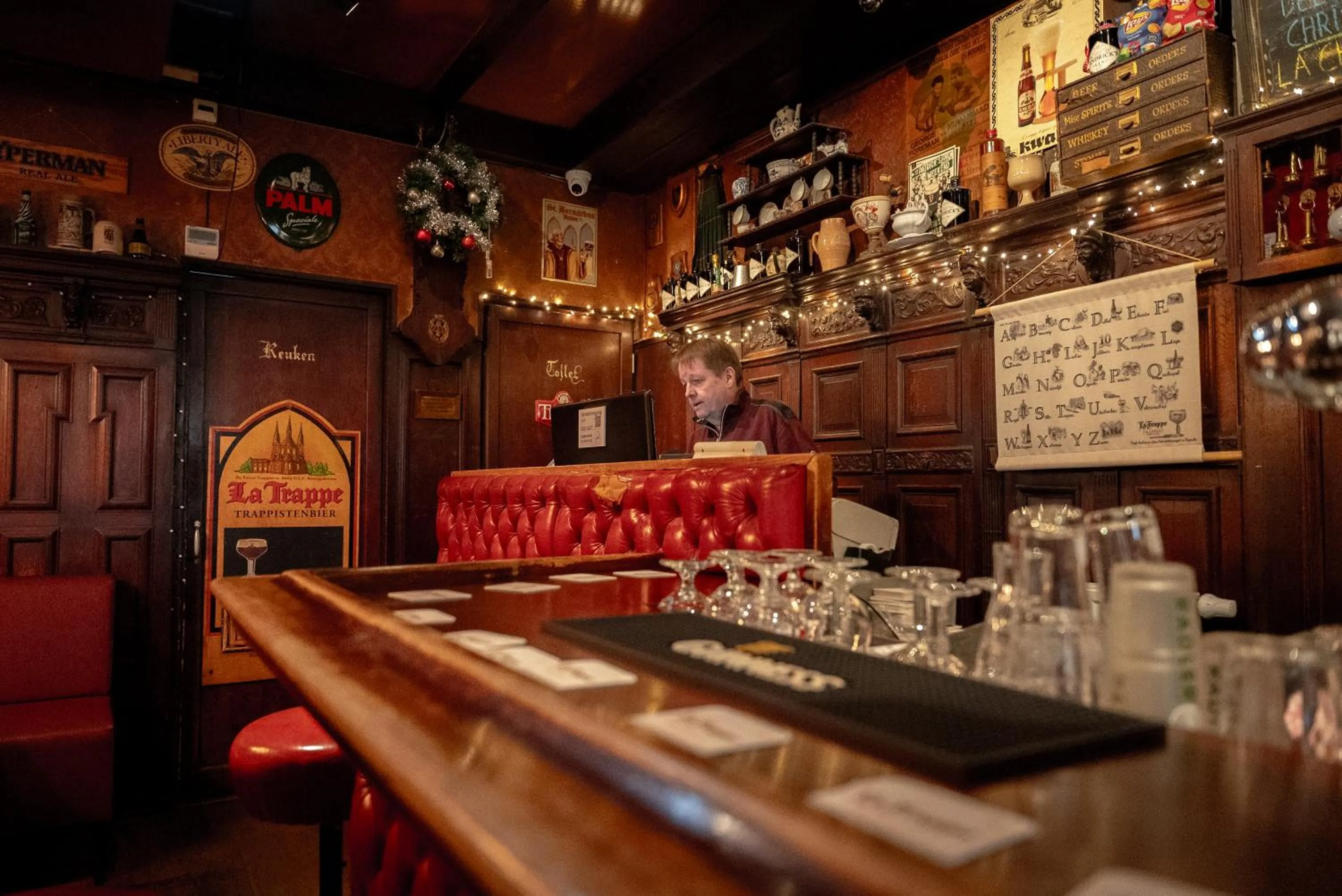 Lobby or reception in The Old Nickel Hotel