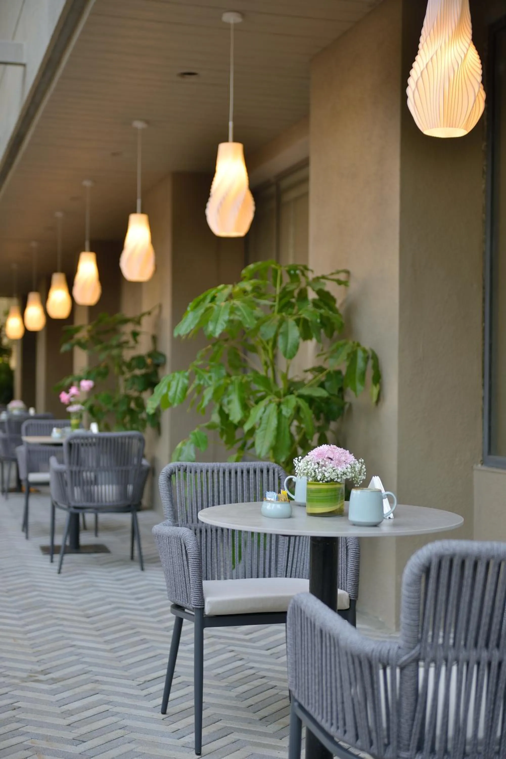 Coffee/tea facilities in Treat Hotel Nashik City Center