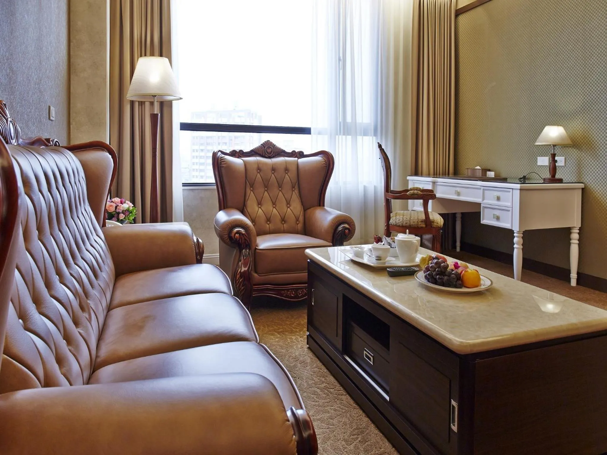 Living room in Royal Chiayi Hotel