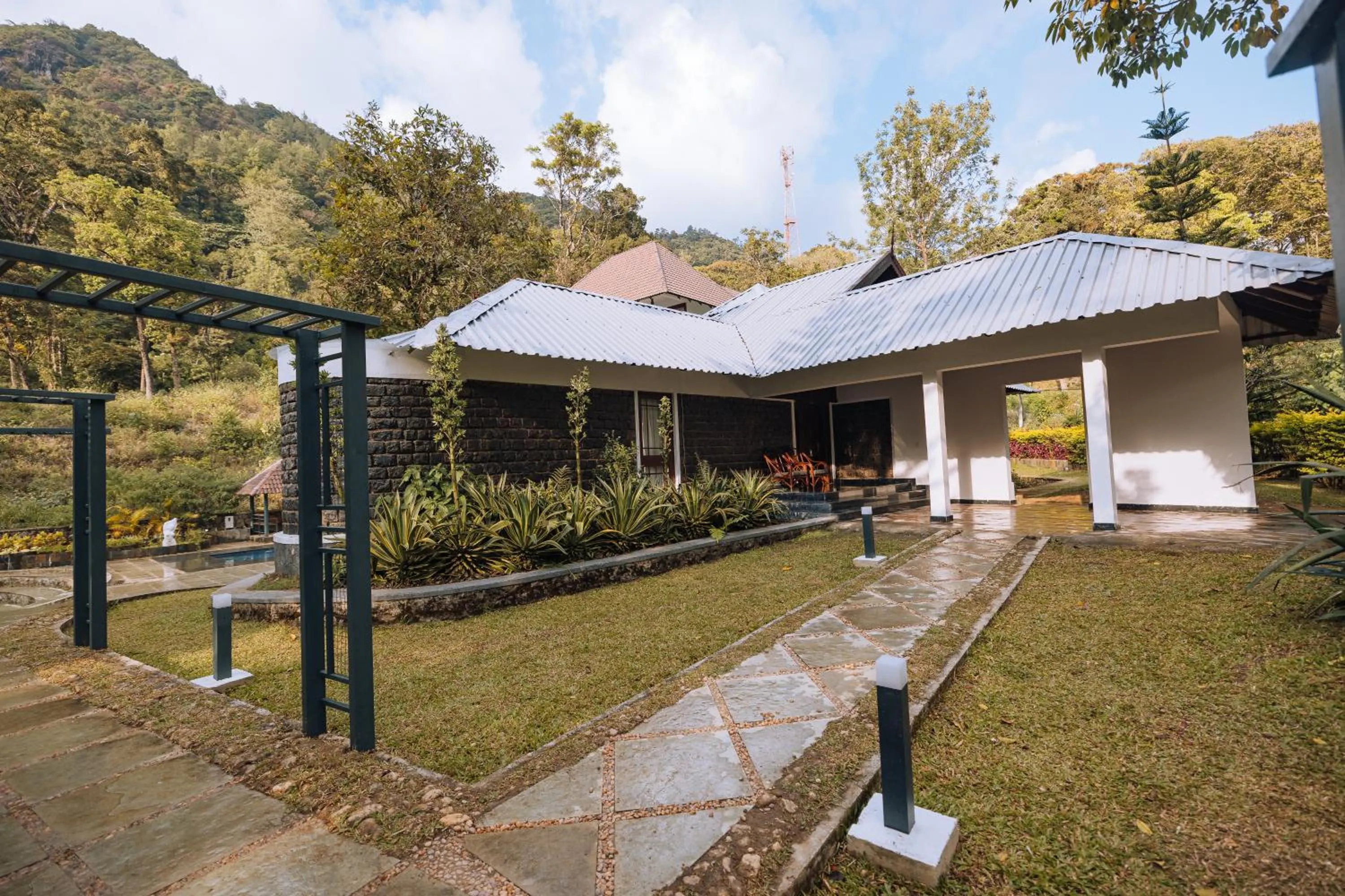 Property building in Elixir Woods Luxury Resort And Spa, Munnar