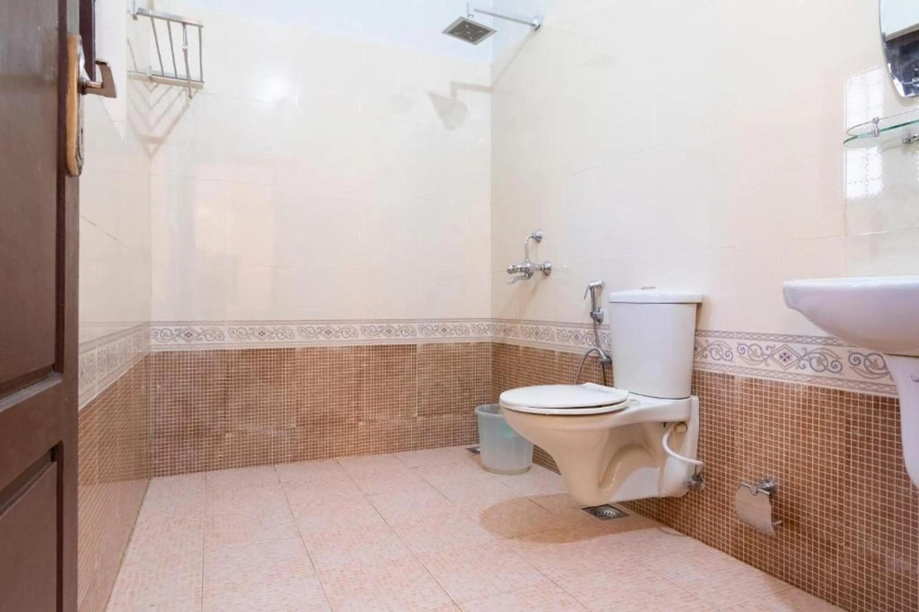 Toilet in Elixir Woods Luxury Resort And Spa, Munnar