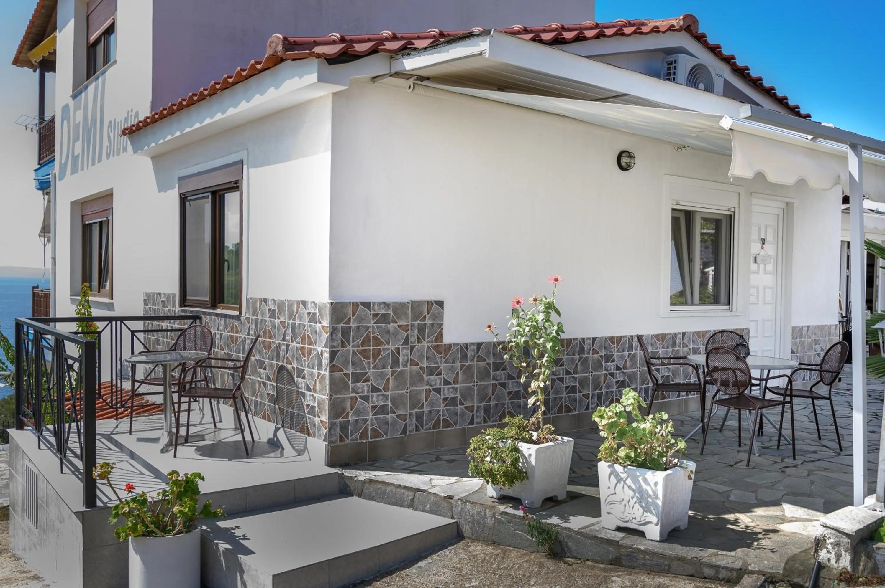 Patio in Demi Studios