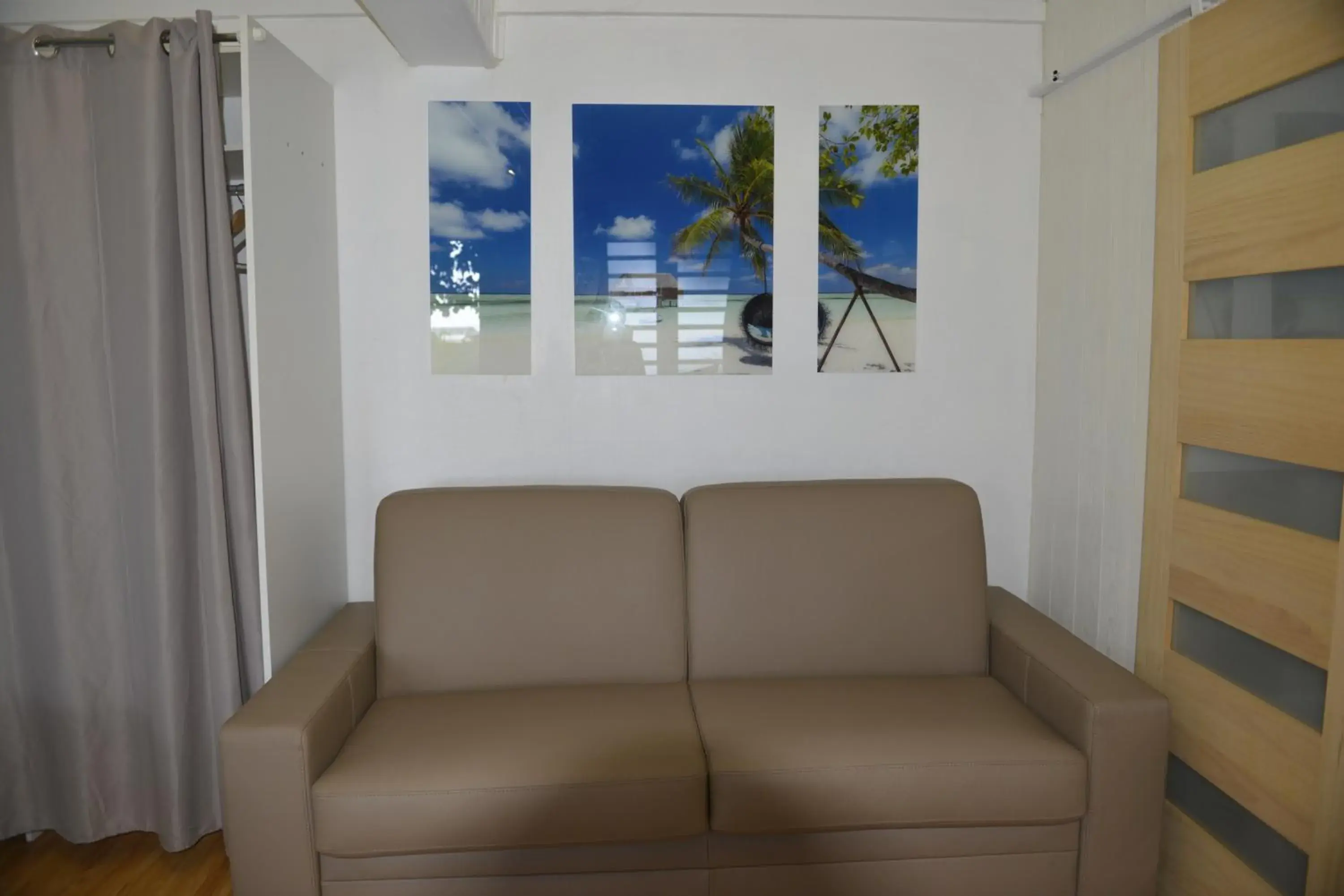 Family Room with Garden View in Villa Hélèna B&B Family Room with Garden View in Villa Hélèna B&B