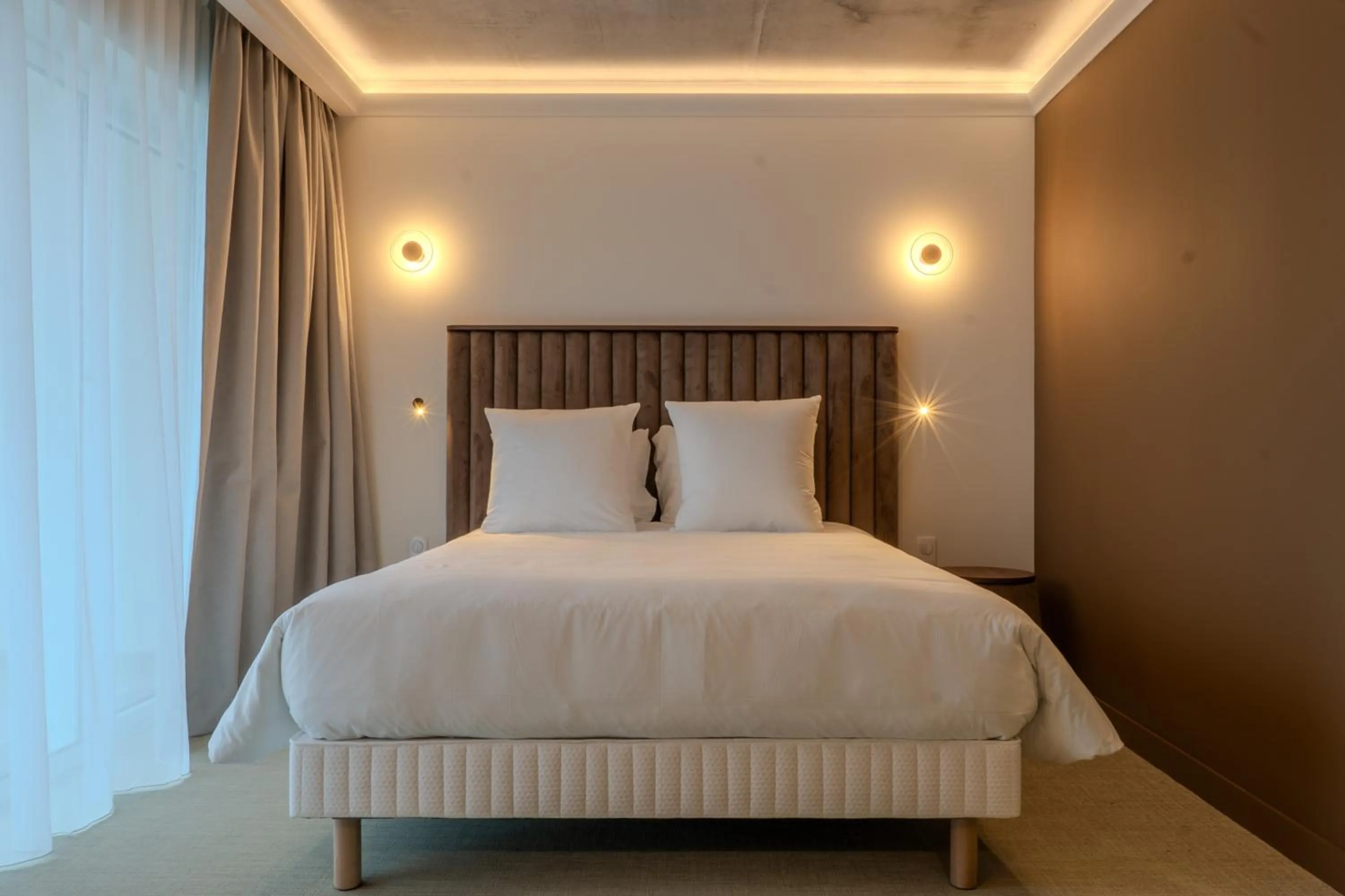 Bed in Hotel Libera Caen Colombelles