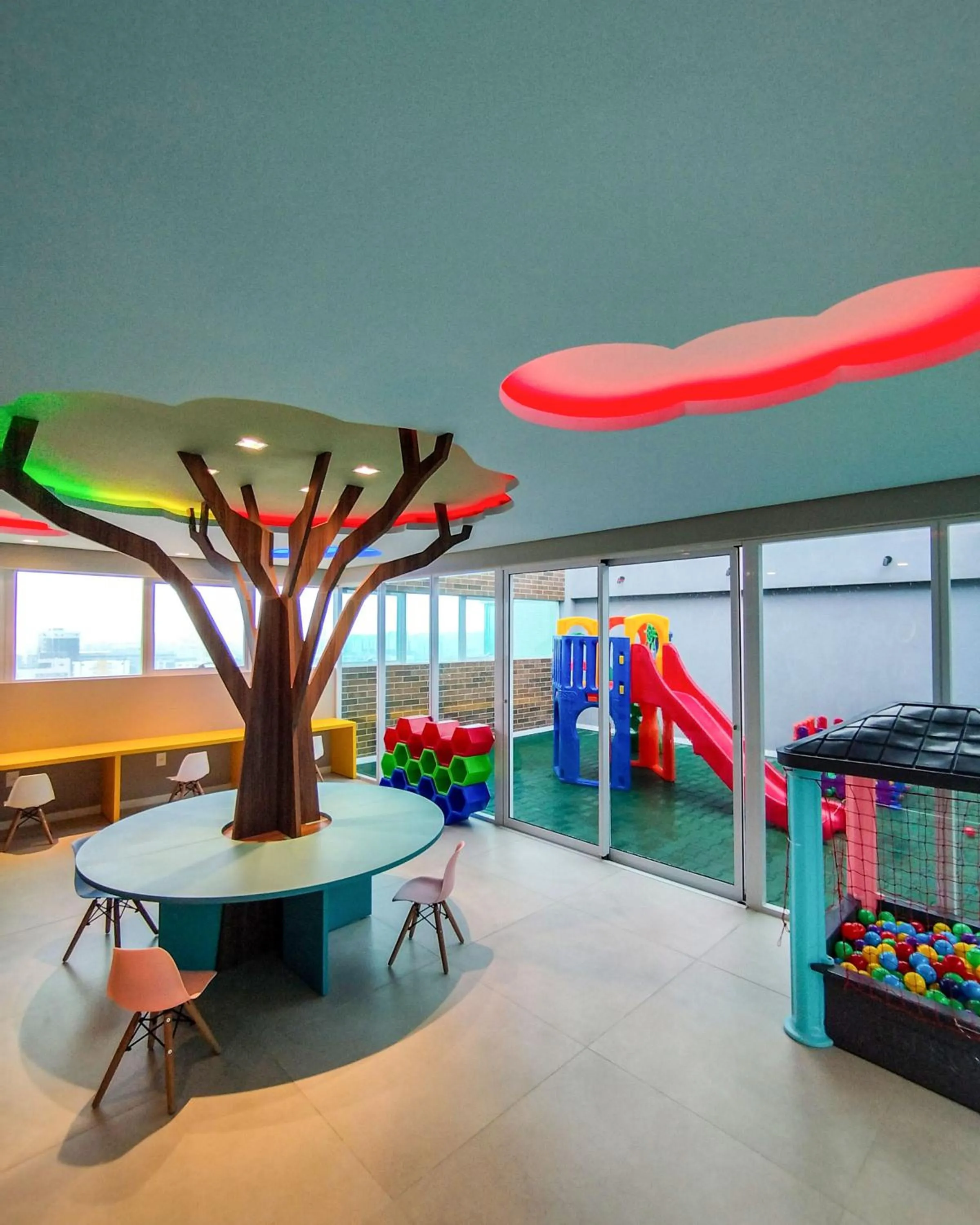 Kids's club in RN Studio Premium