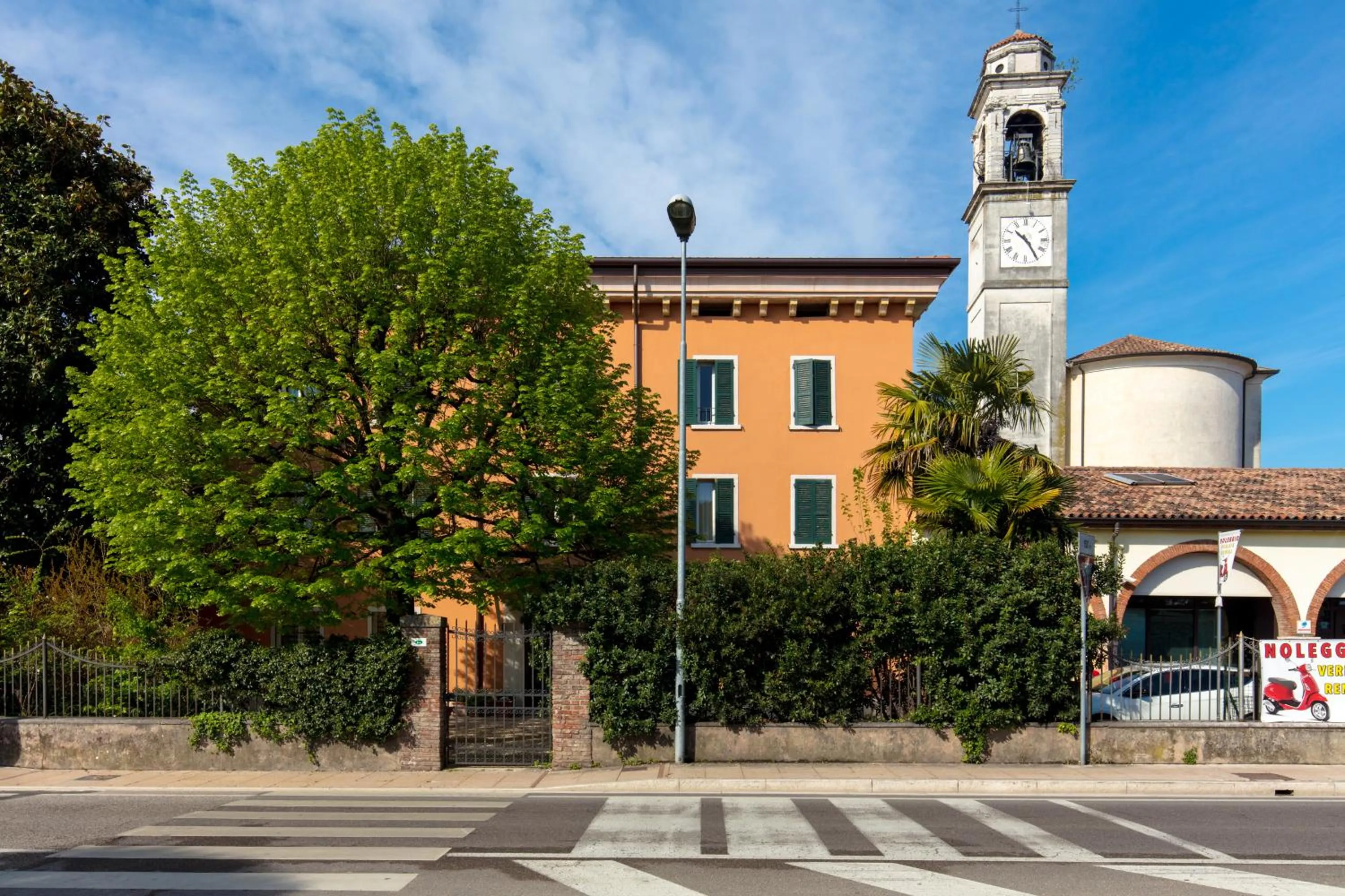 Property building in CasaBiondani Lazise