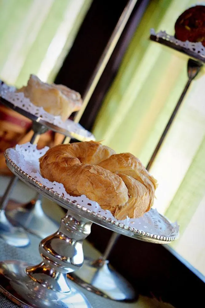 Dining area in Iron Horse Inn
