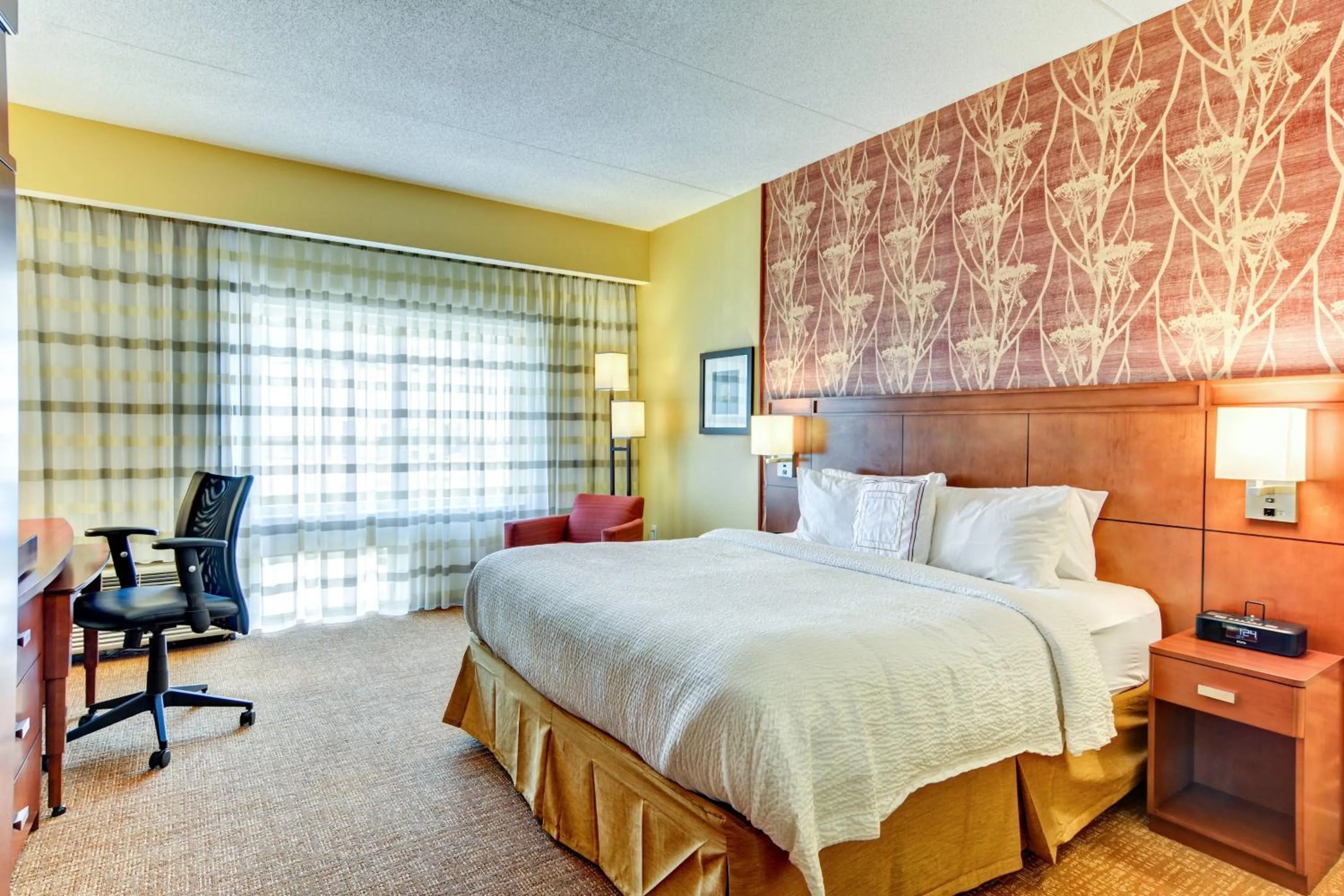 Bedroom, Bed in Courtyard by Marriott Bridgeport Clarksburg