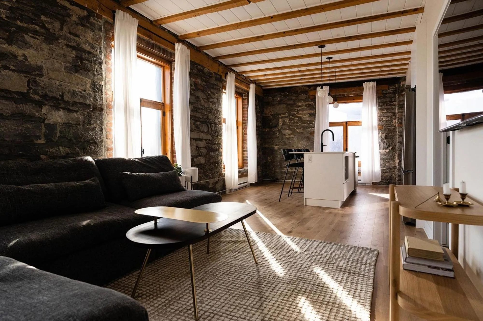 Kitchen or kitchenette in Maison Place Royale by Luxury In Transit