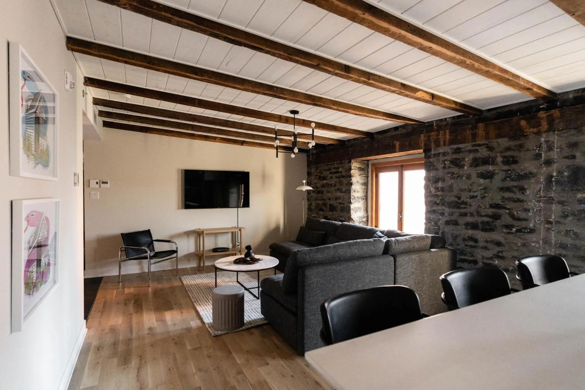 TV and multimedia in Maison Place Royale by Luxury In Transit