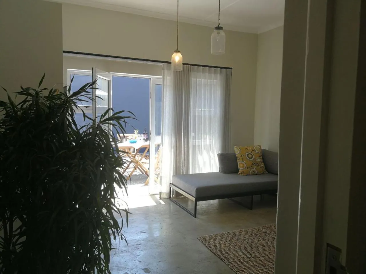 Living room in Loddey`s Guest House - by Beach Collection