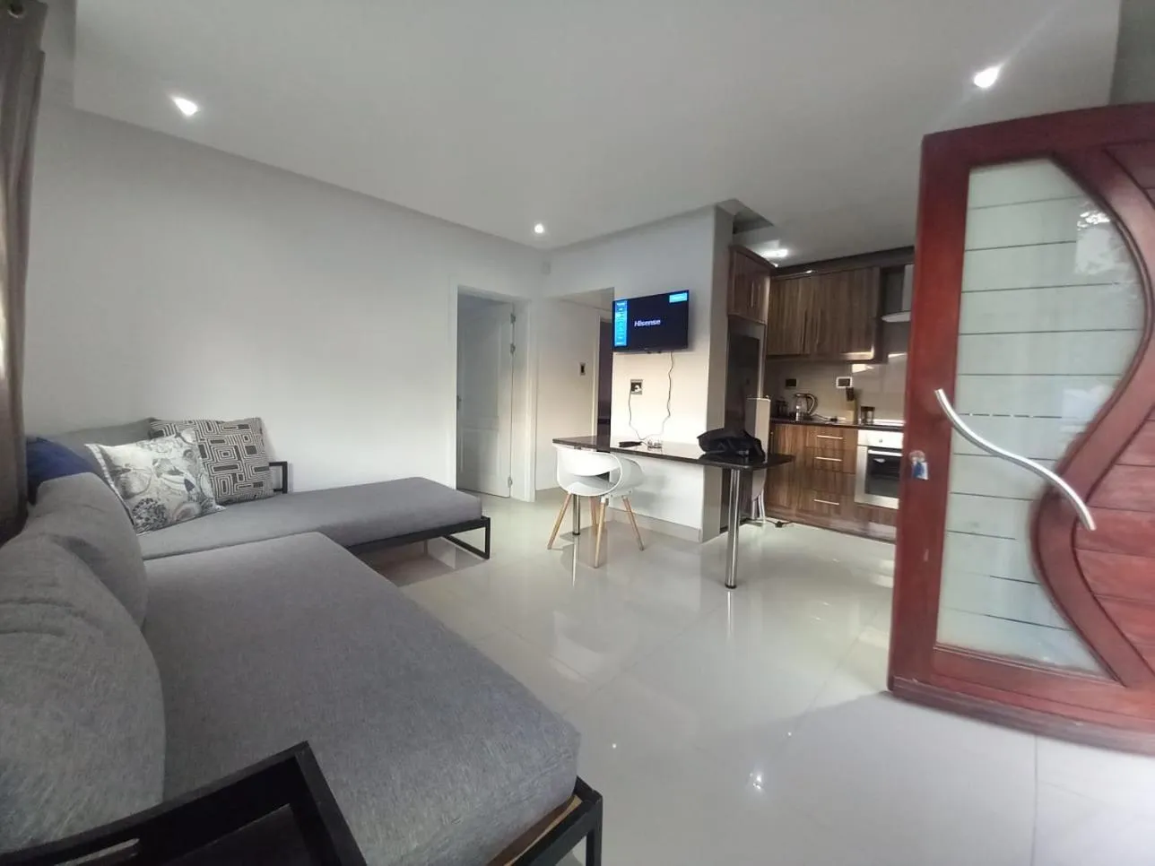 Living room in Loddey`s Guest House - by Beach Collection