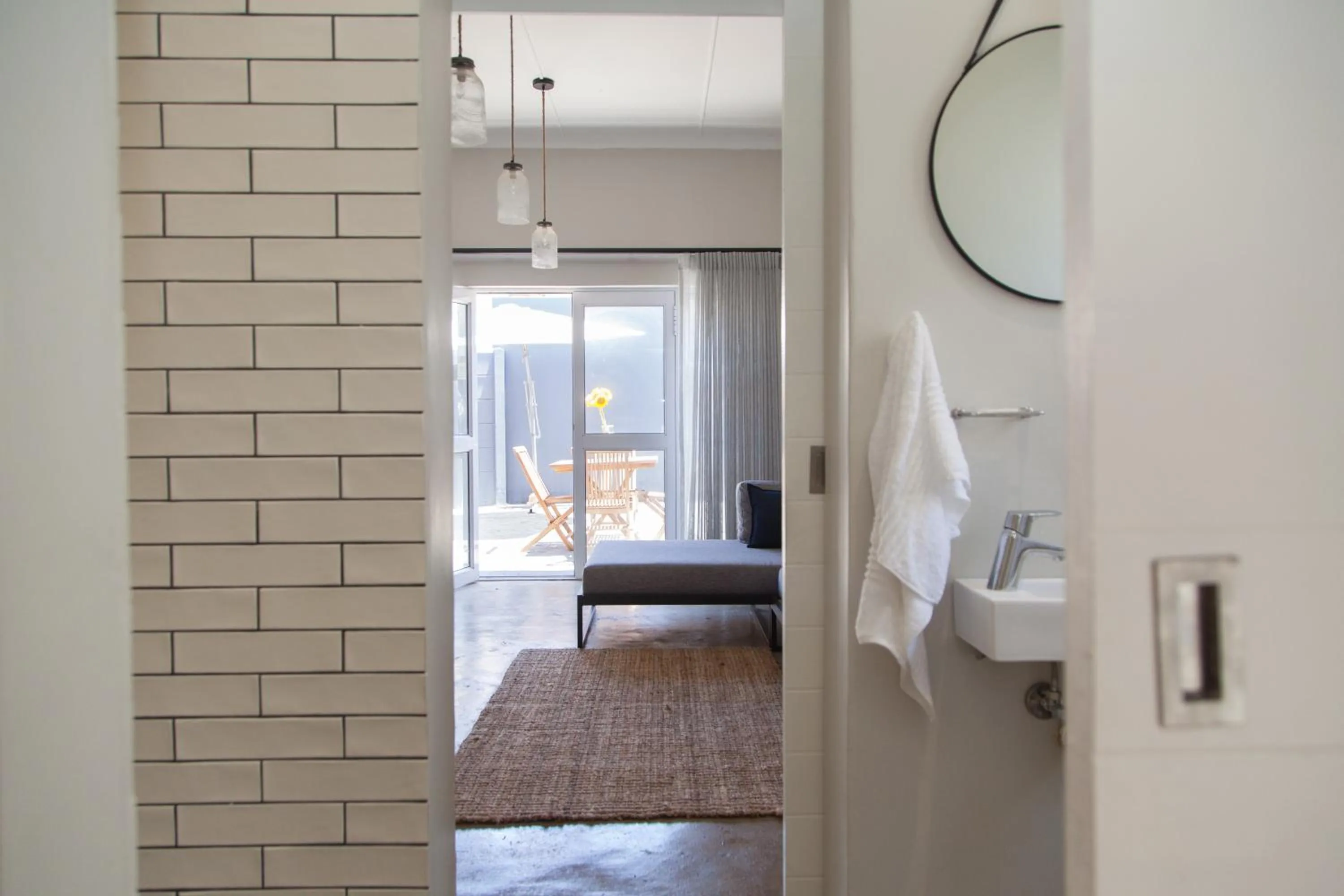 Loddey`s Guest House - by Beach Collection