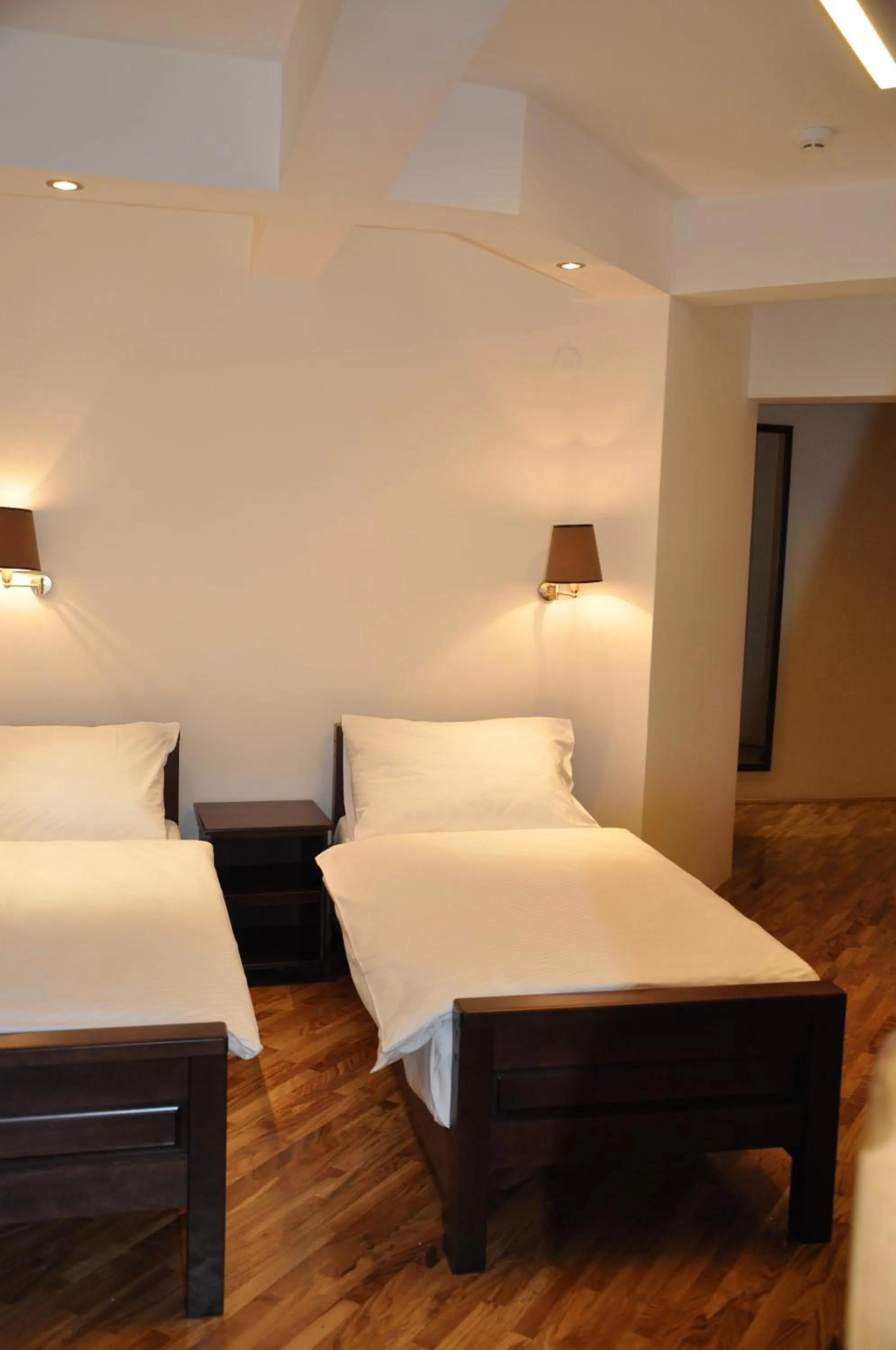 Photo of the whole room, Bed in Motel Tara MB