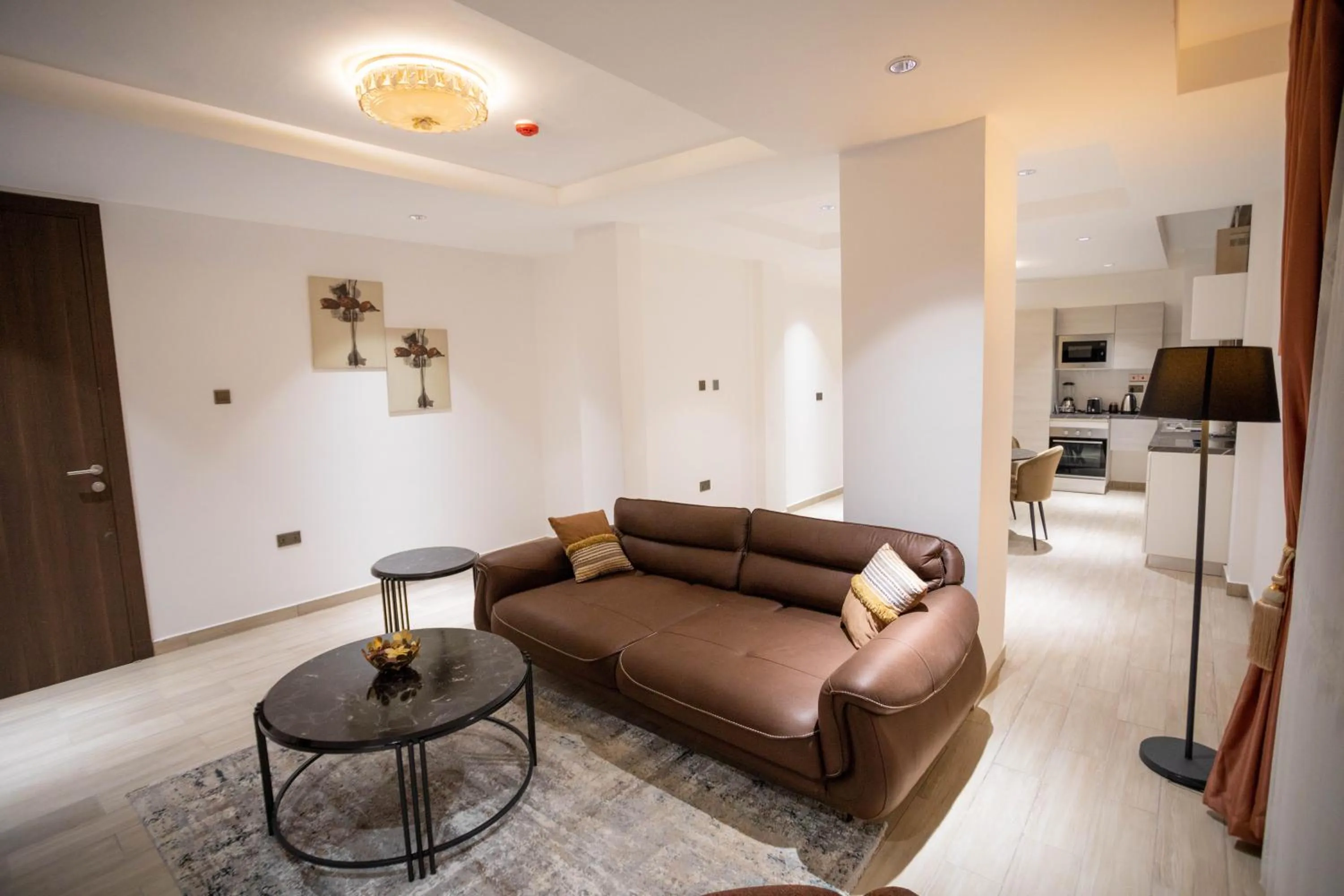 Kitchen or kitchenette in Veronique Heights