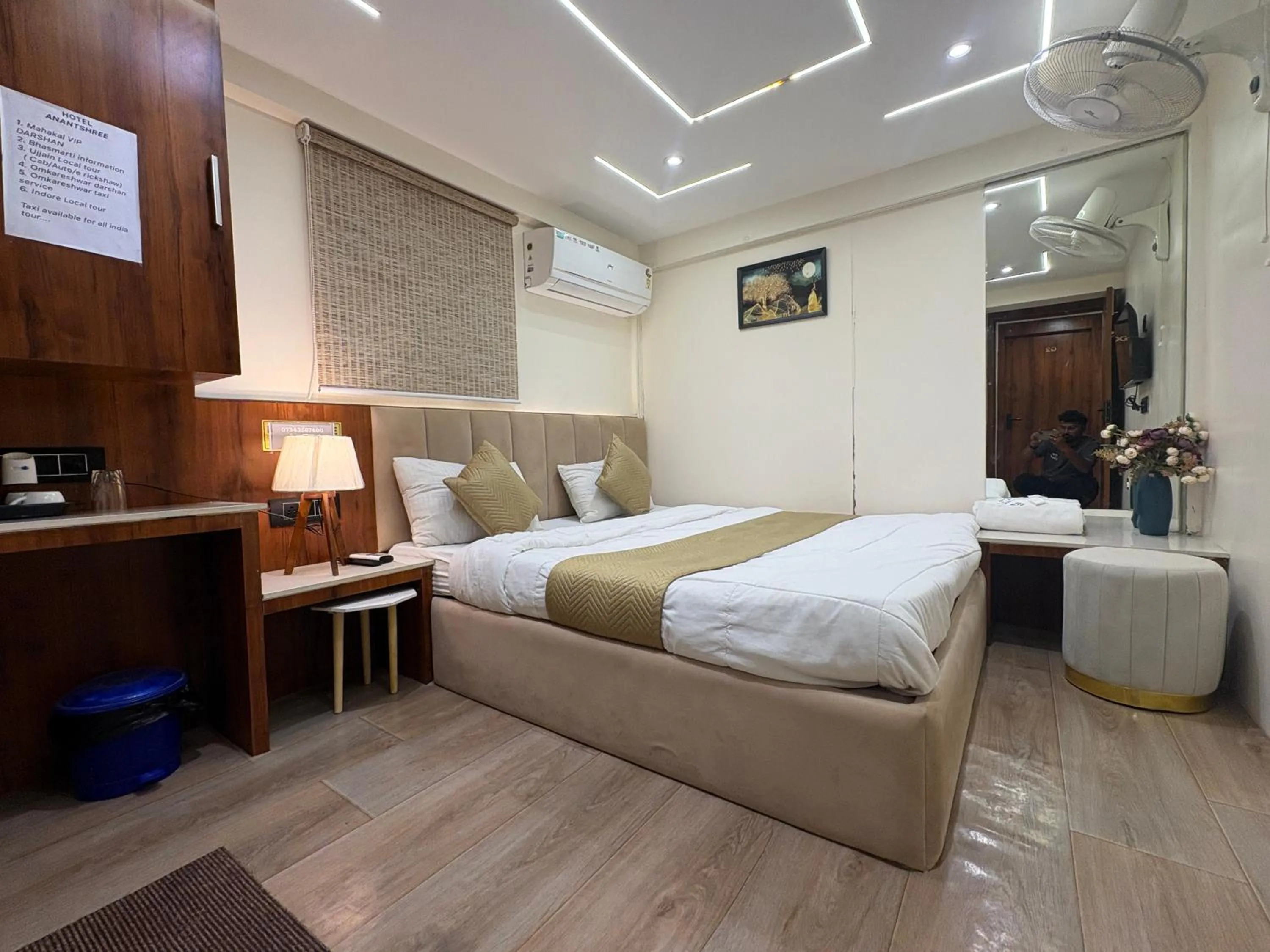 Bedroom, Bed in Hotel Anantshree Inn Shree Mahakaleshwar Temple Ujjain