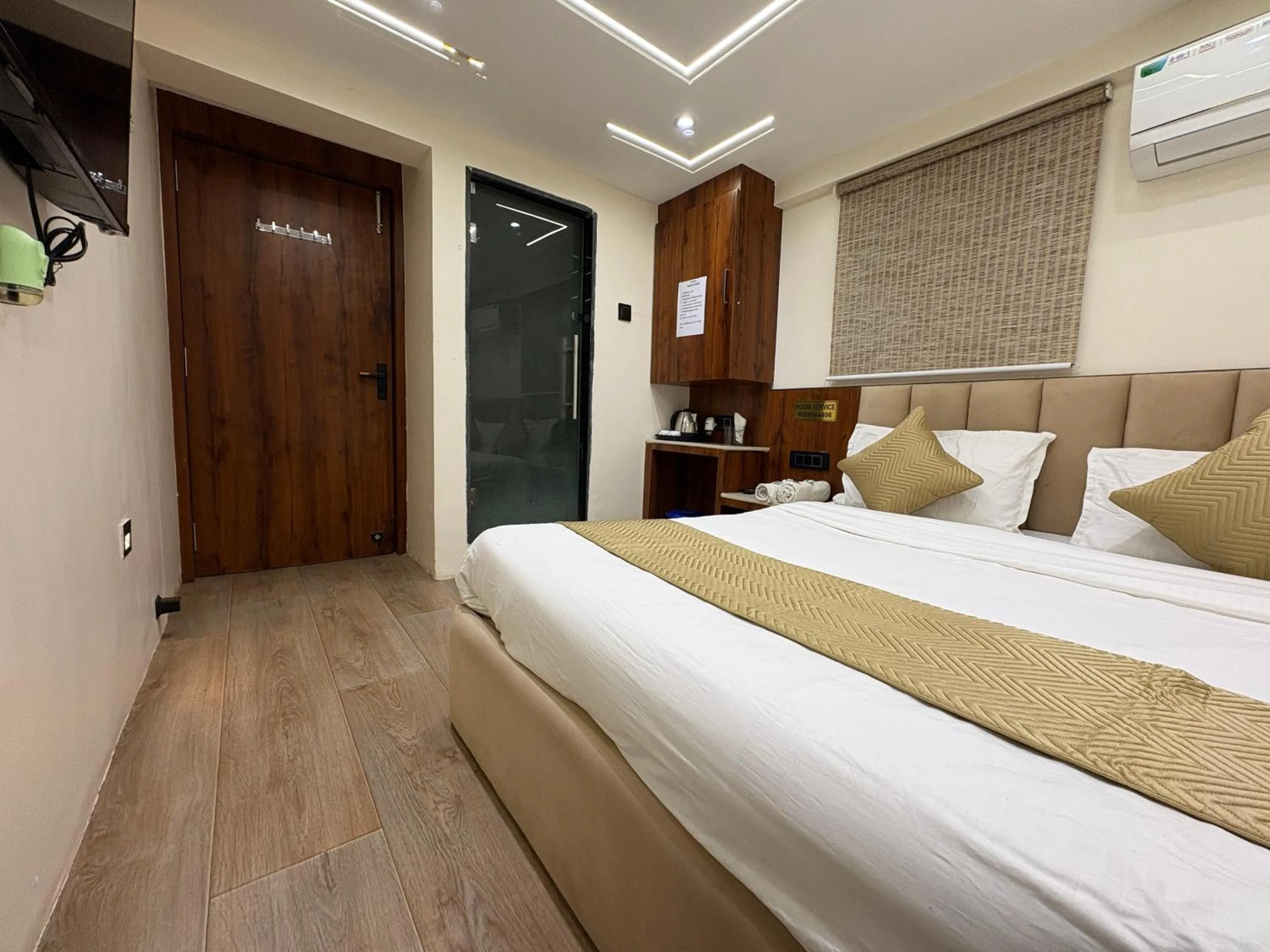 Bedroom, Bed in Hotel Anantshree Inn Shree Mahakaleshwar Temple Ujjain