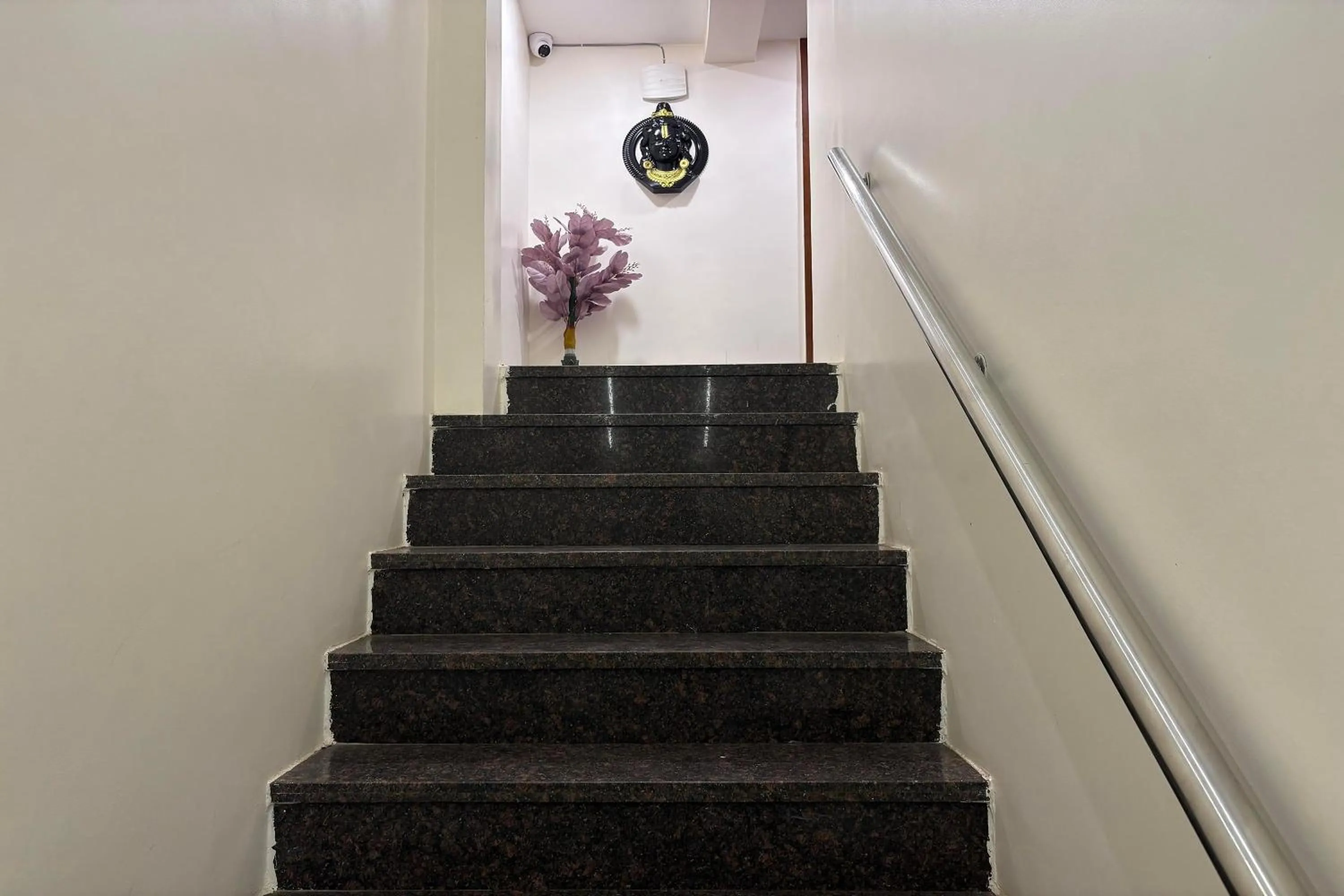 Property building in Hotel Anantshree Inn Shree Mahakaleshwar Temple Ujjain