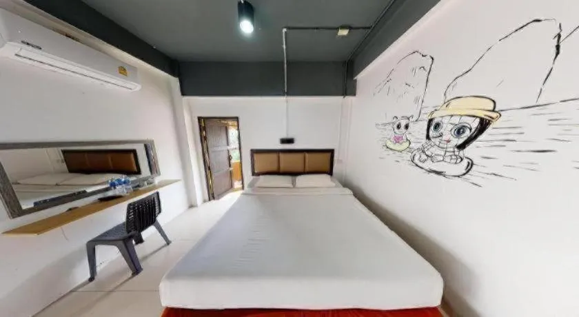 Bed in Hometel Hotel