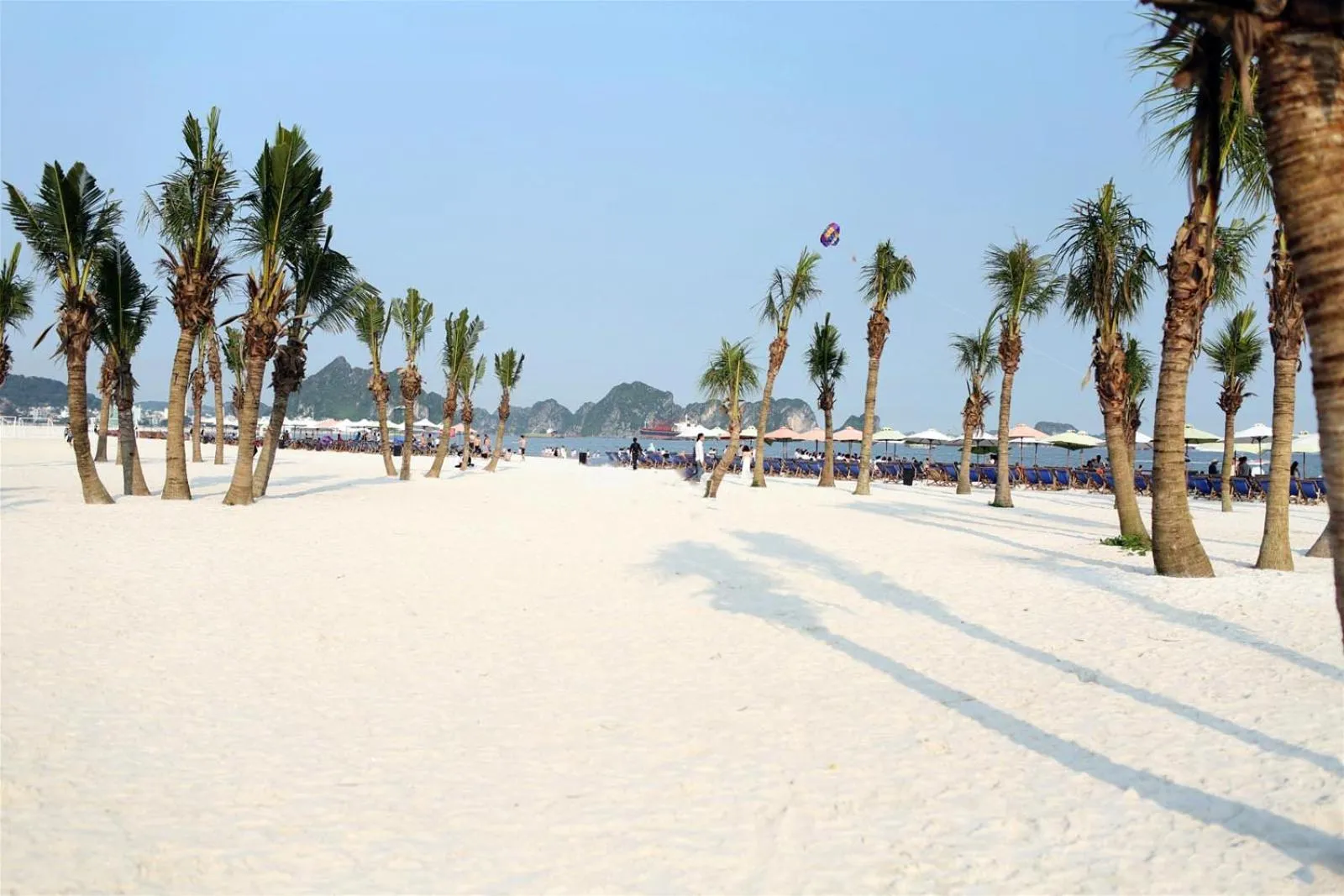 Beach in Hai Trang Hotel