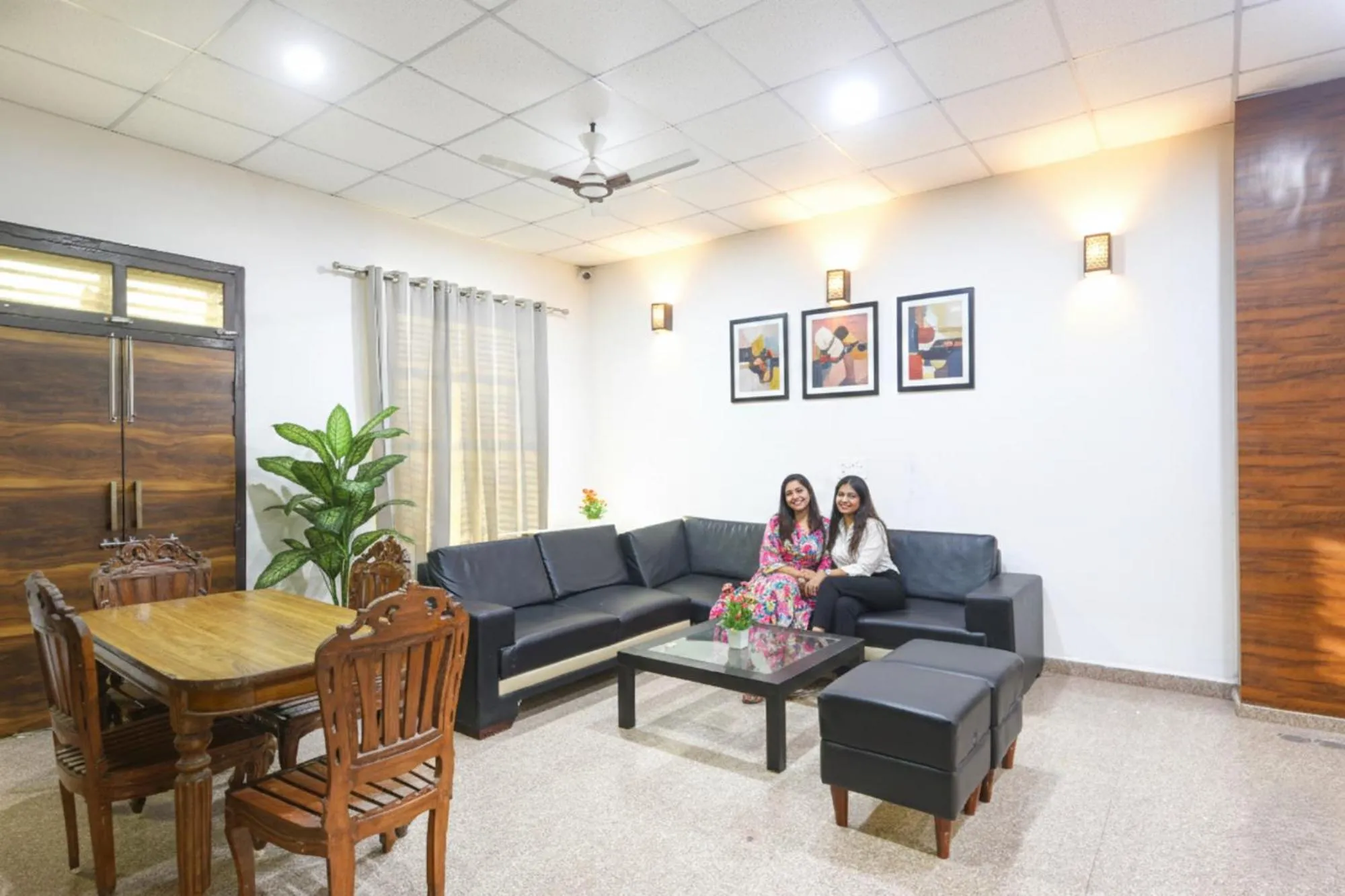 FabHotel Rajhans