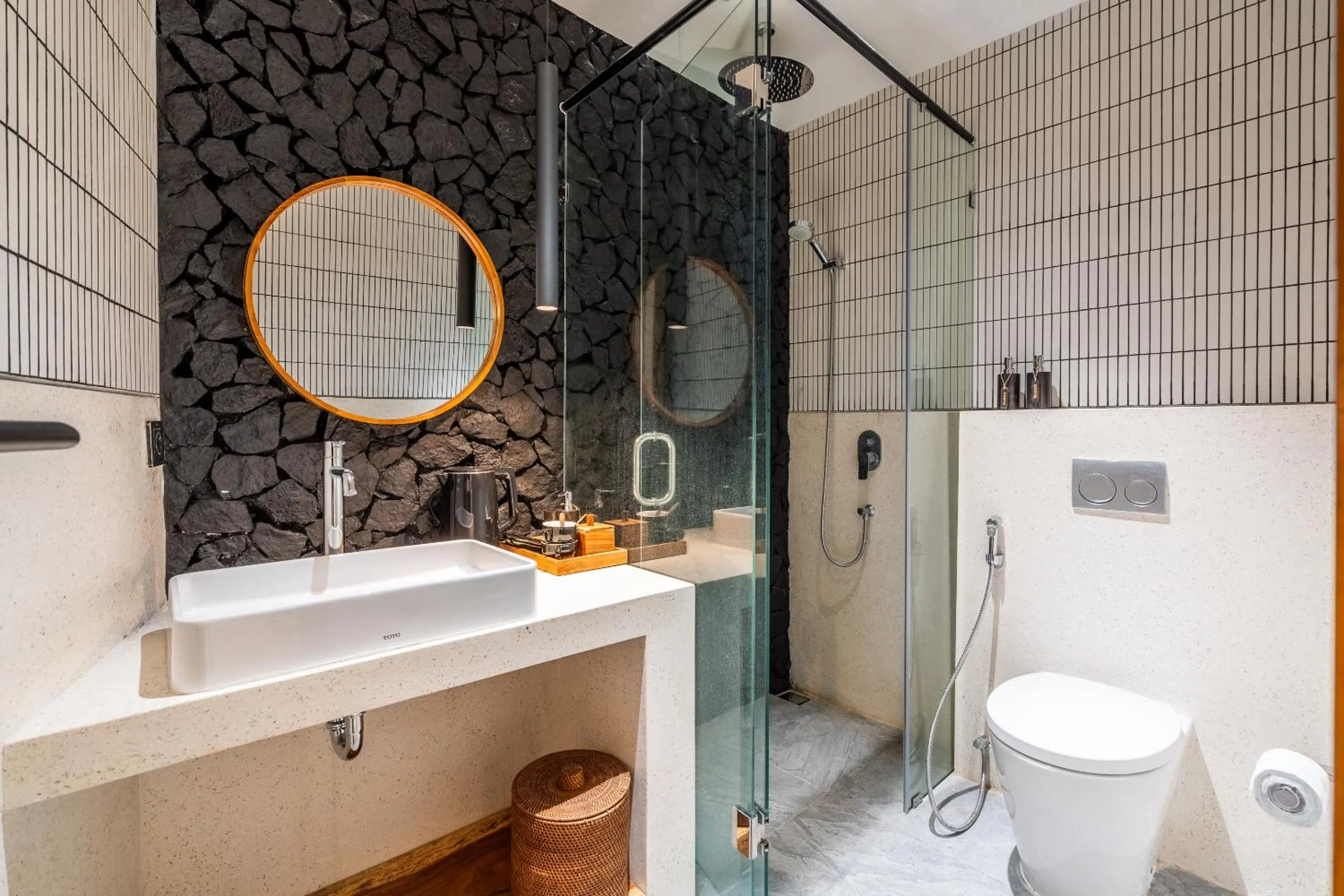 Shower in Happiness Apartments Bali Ubud