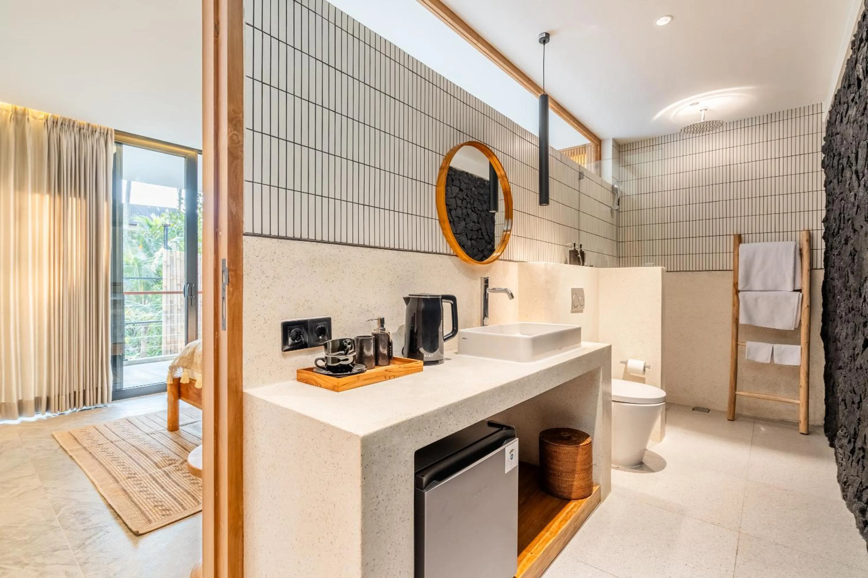 Shower in Happiness Apartments Bali Ubud