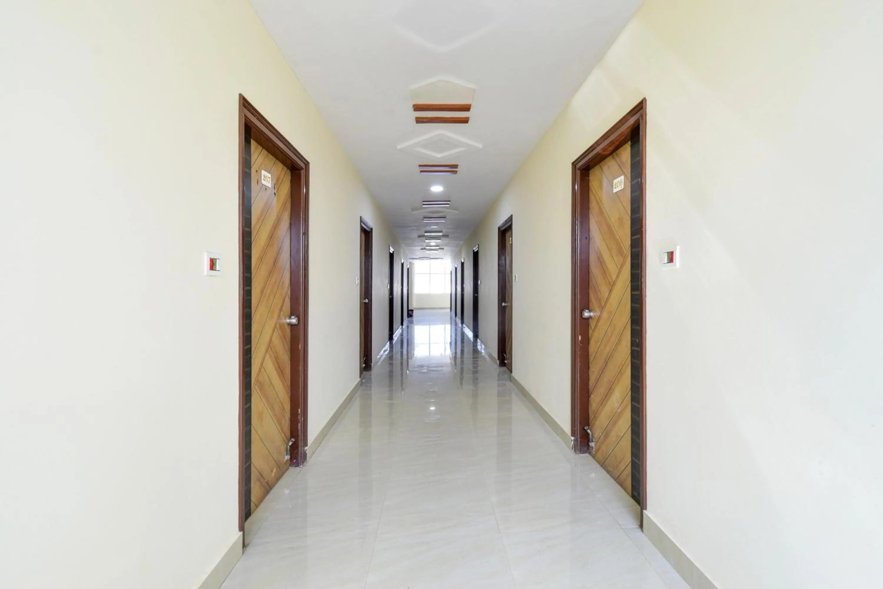 Hotel O Bolligudem