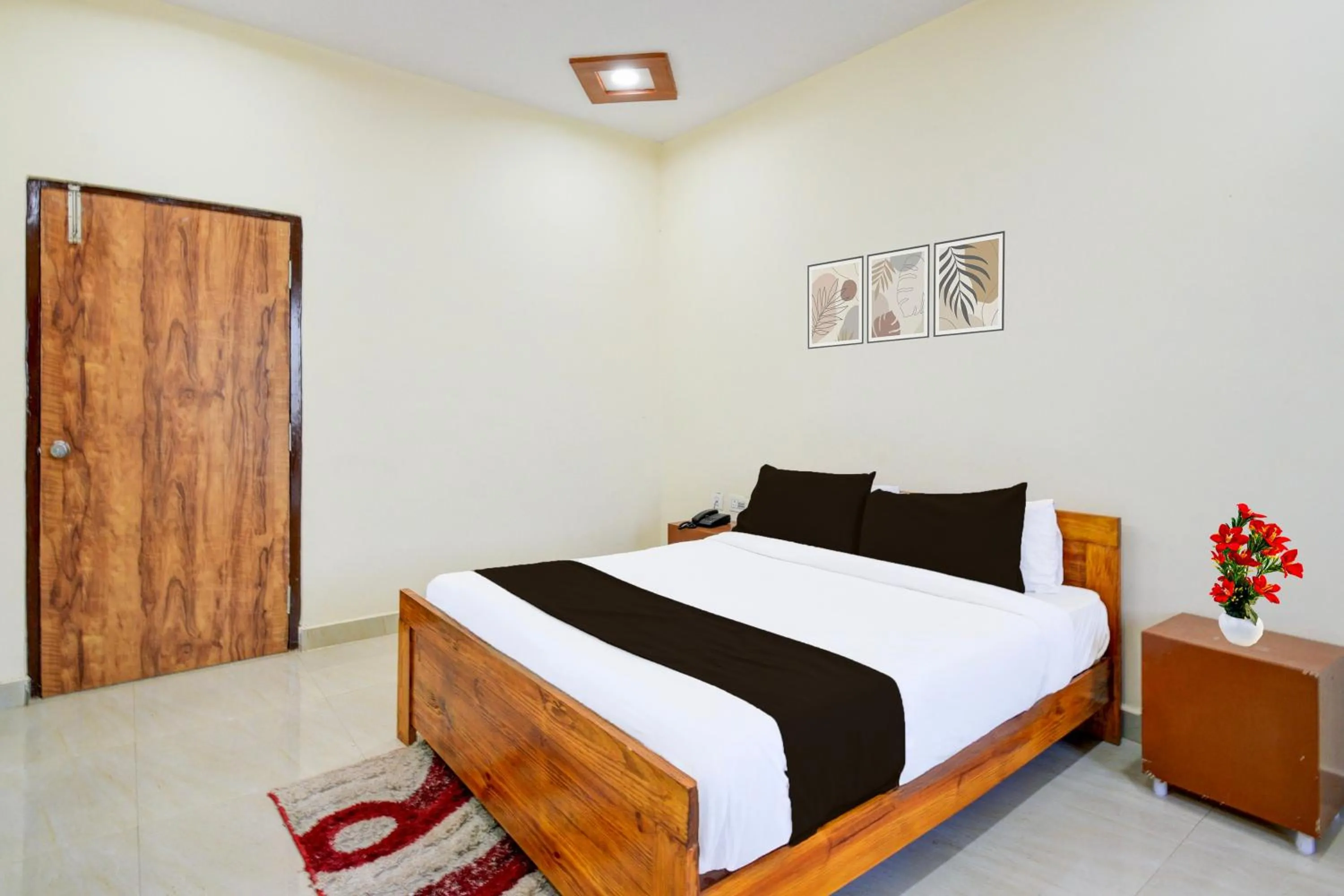 Hotel O Bolligudem