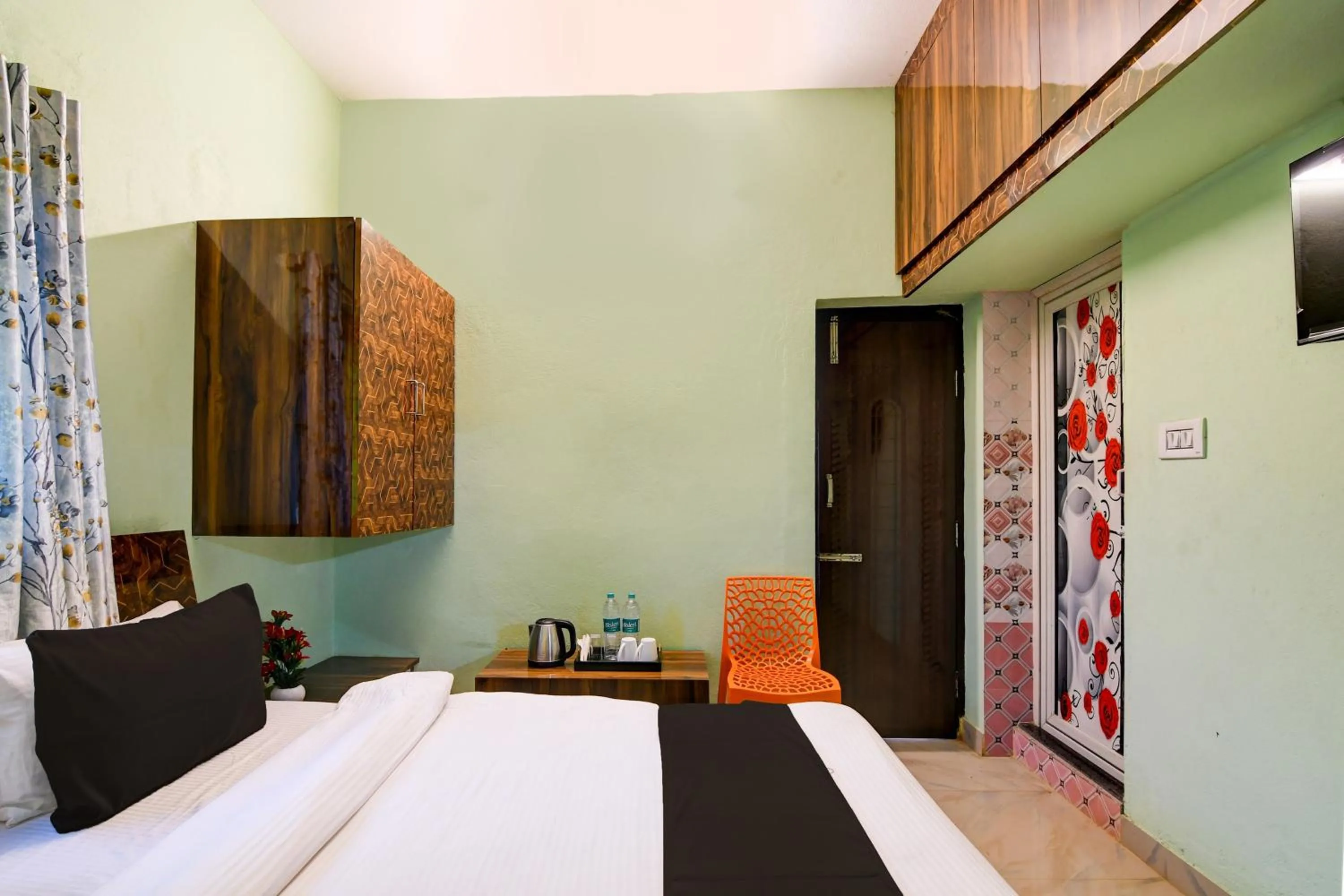 Bathroom, Bed in Super Hotel O Star light