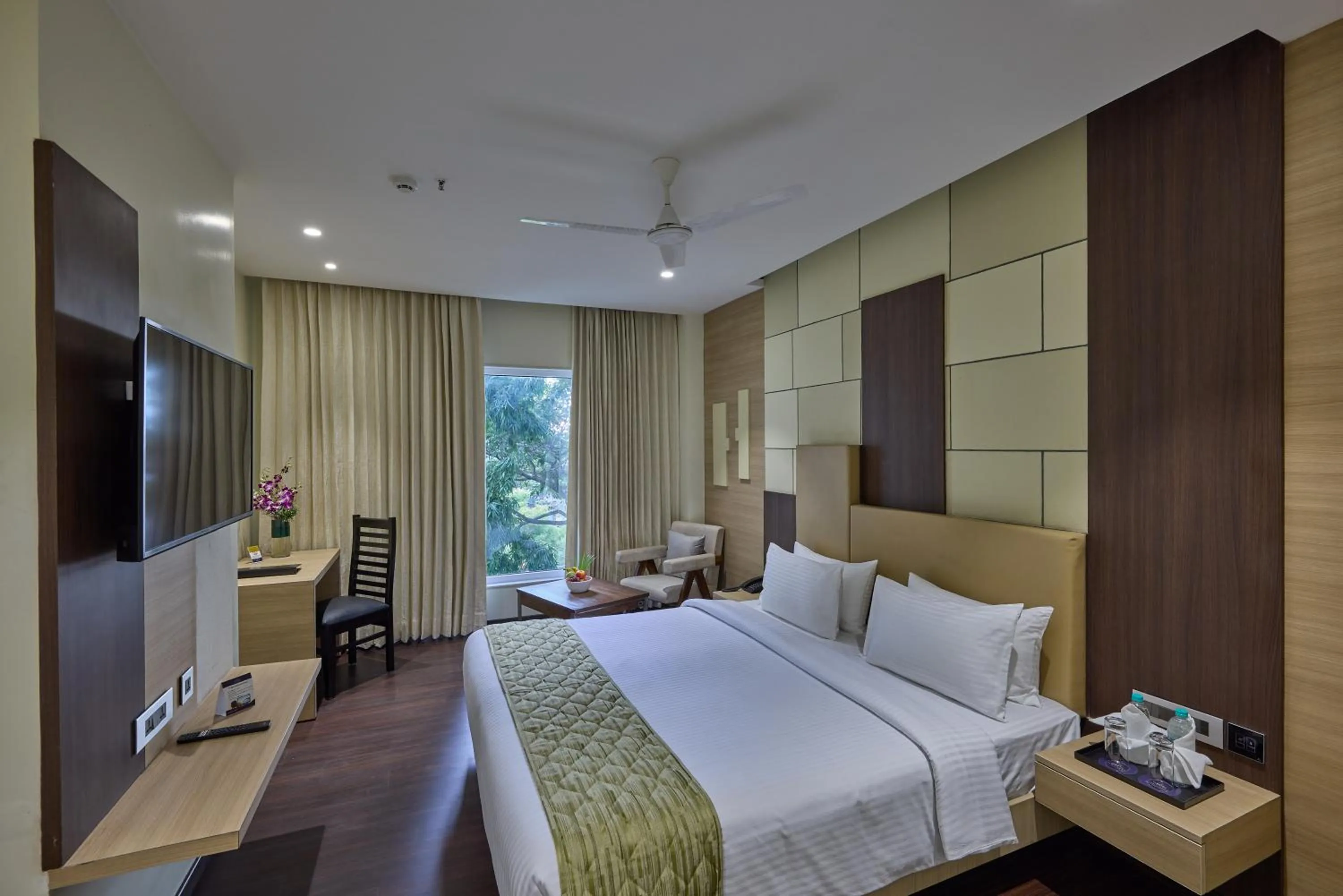 Bedroom, Bed in Grand Continent Hosur A Sarovar Portico Affiliate Hotel