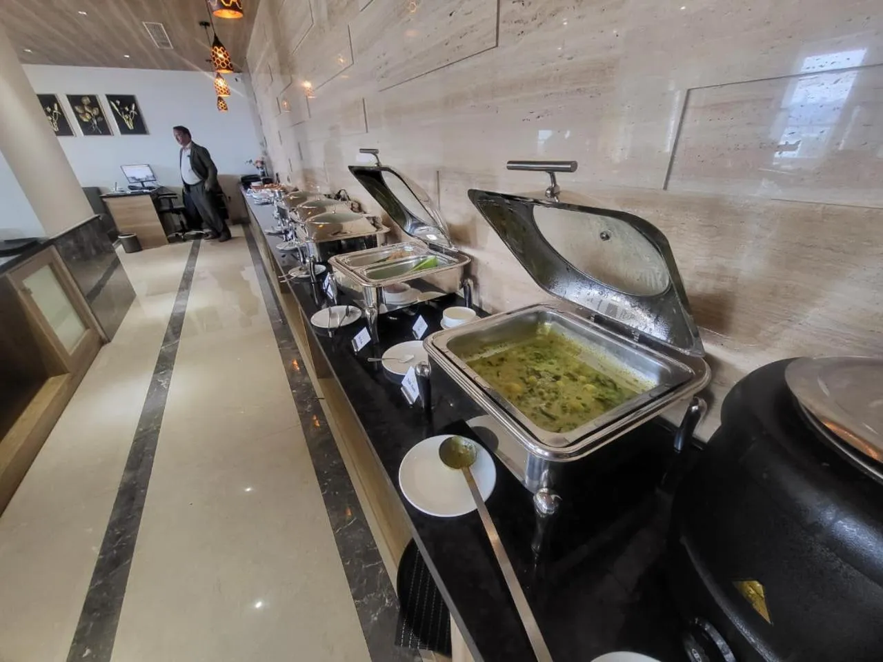 Restaurant/places to eat in Grand Continent Hosur A Sarovar Portico Affiliate Hotel