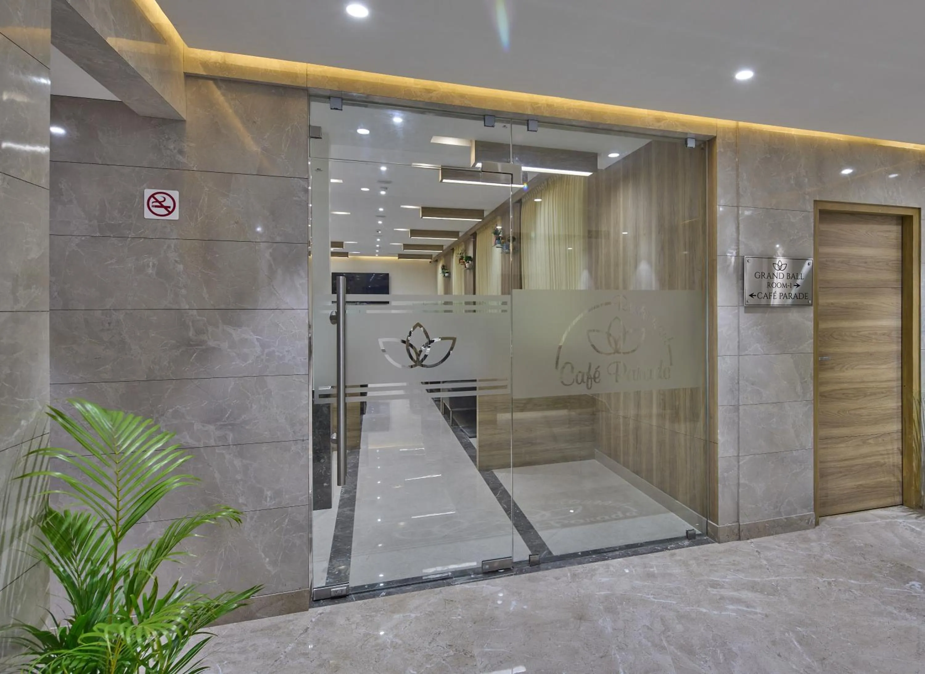 elevator in Grand Continent Hosur A Sarovar Portico Affiliate Hotel