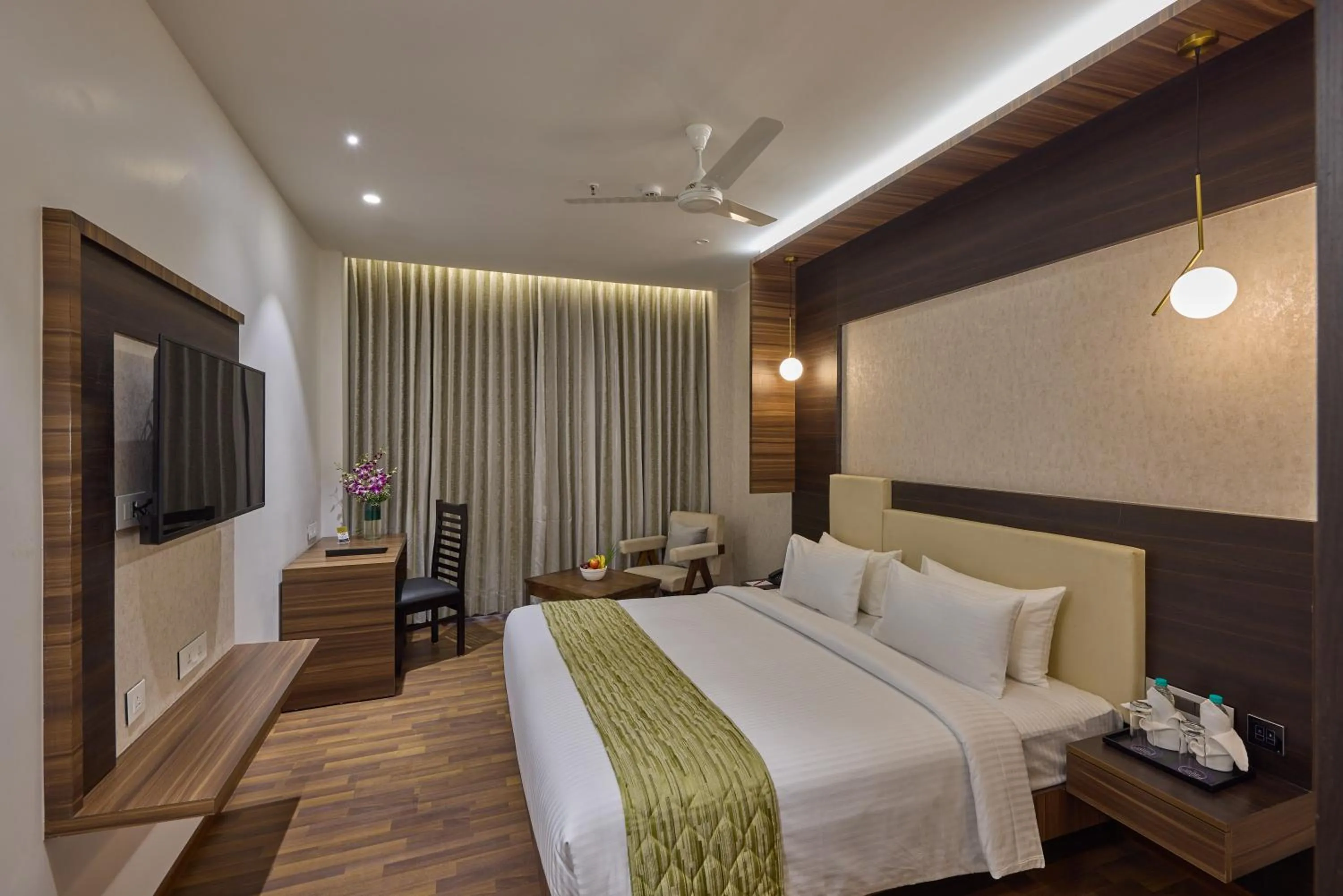 Bedroom, Bed in Grand Continent Hosur A Sarovar Portico Affiliate Hotel